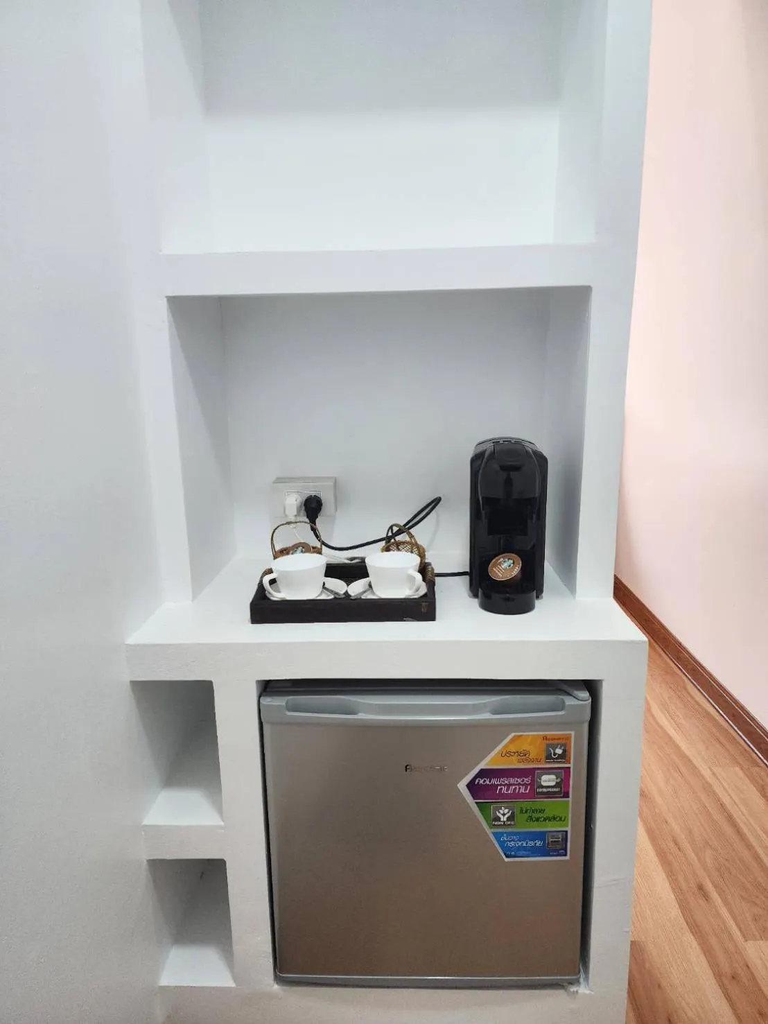 oven in Lake Hill Resort Kanchanaburi