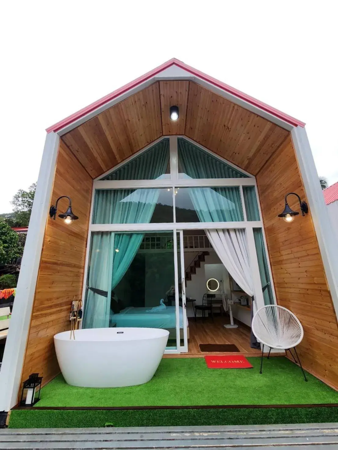 Deluxe Double or Twin Room with River View in Lake Hill Resort Kanchanaburi Deluxe Double or Twin Room with River View in Lake Hill Resort Kanchanaburi