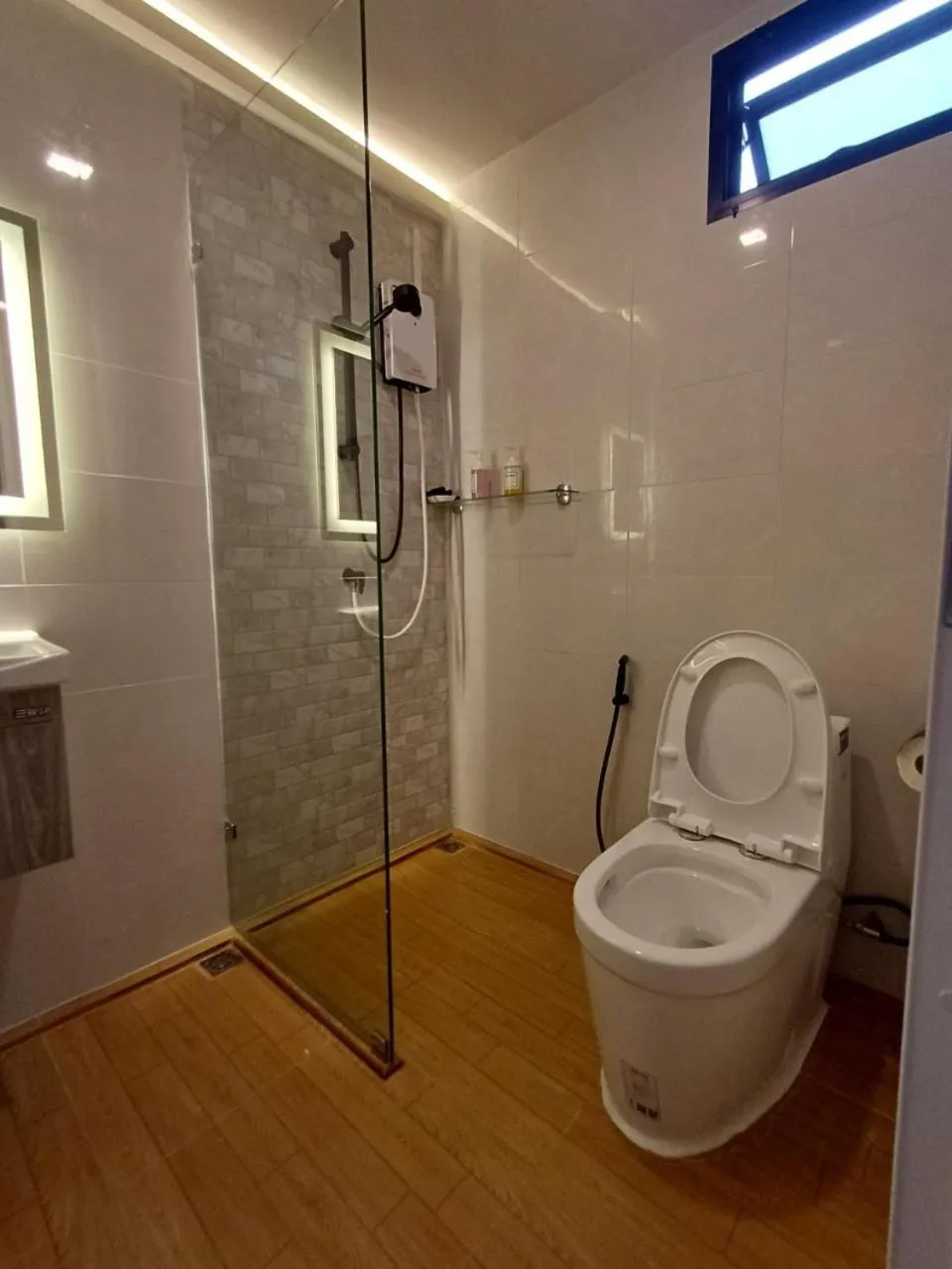 Lake Hill Resort Kanchanaburi