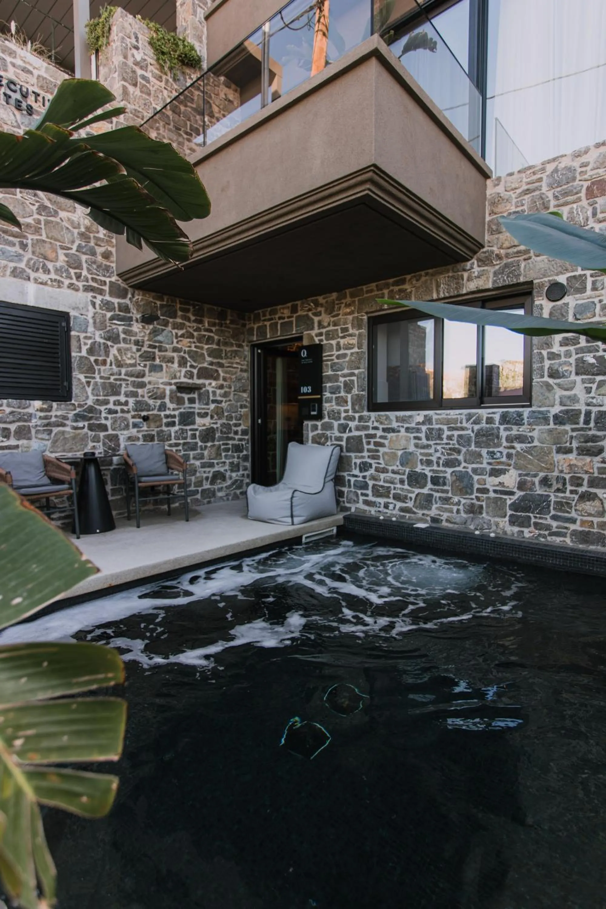 Swimming pool in Opal Executive Suites