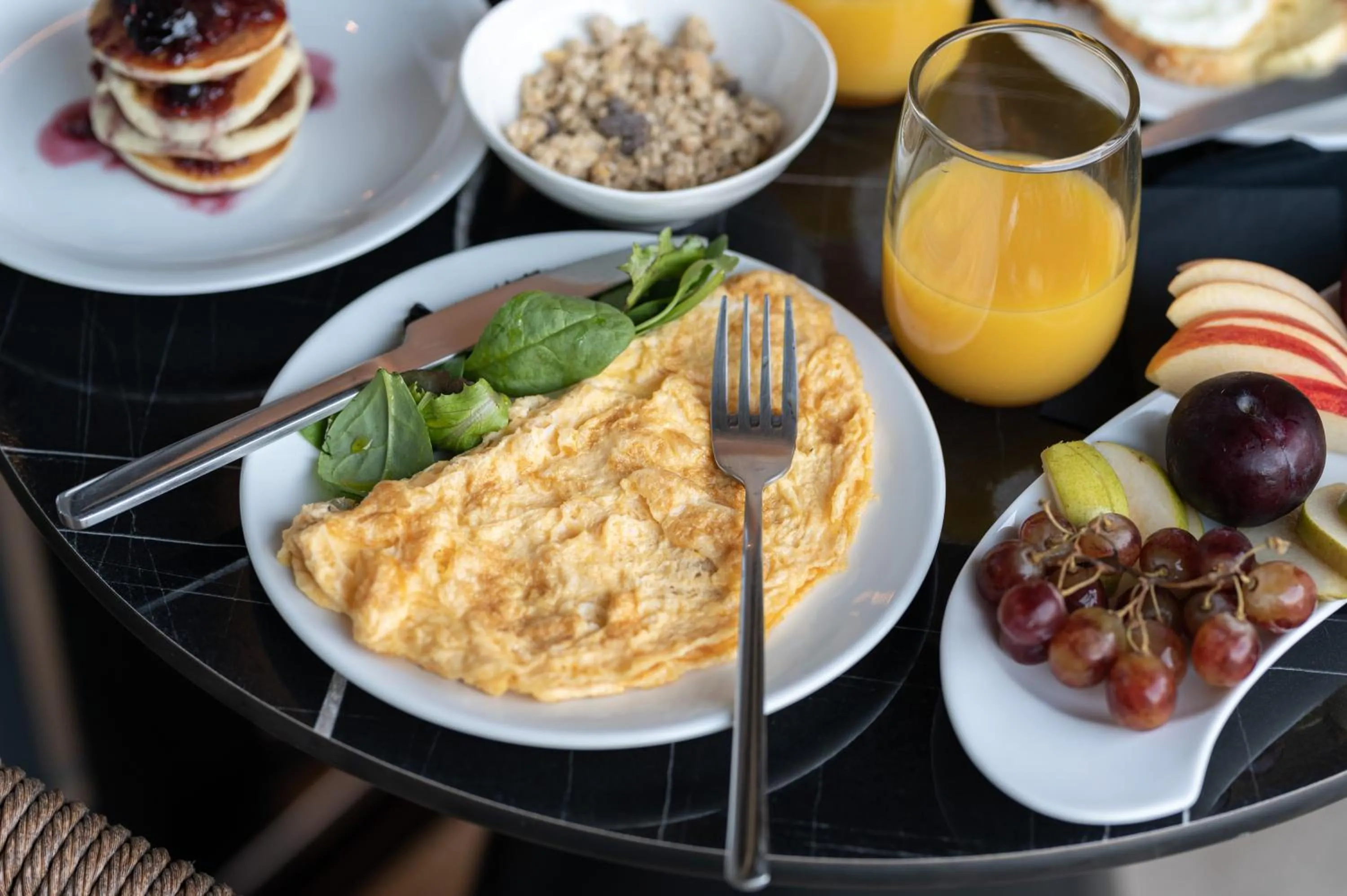 Breakfast in Opal Executive Suites