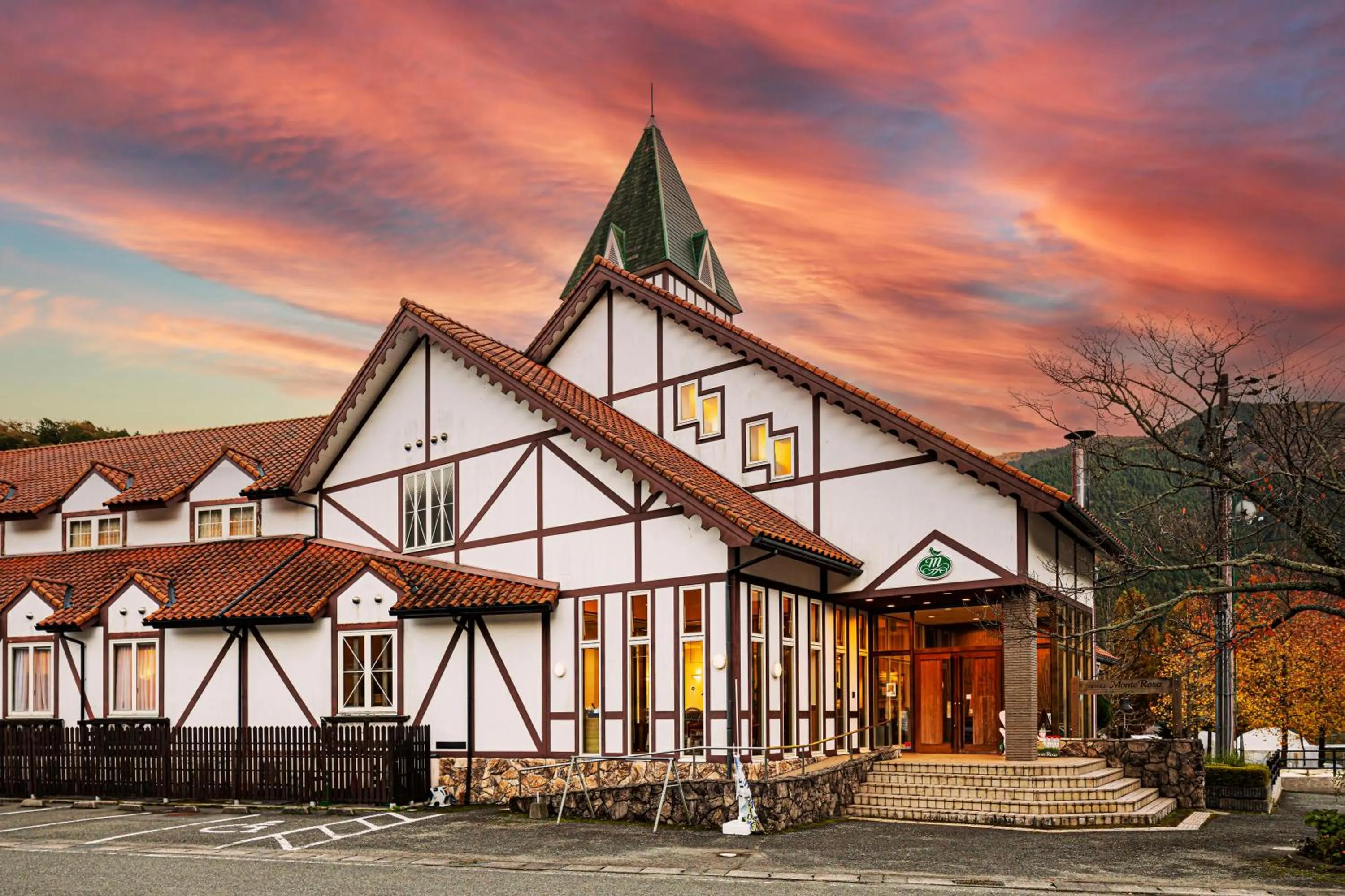 Property building in glampark Monte Rosa Hyogo