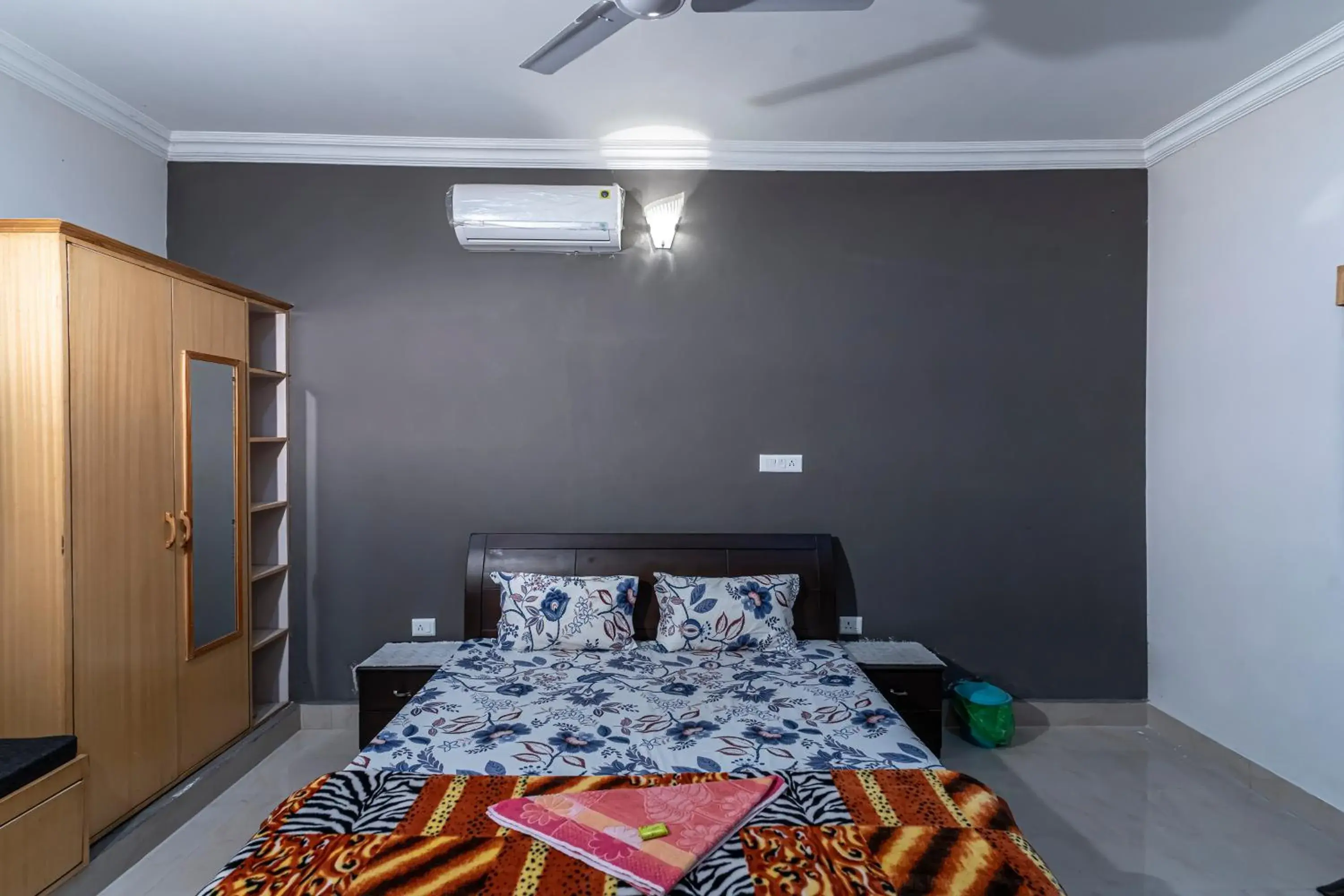 Bed in Lazy Mojo Inn Bed in Lazy Mojo Inn