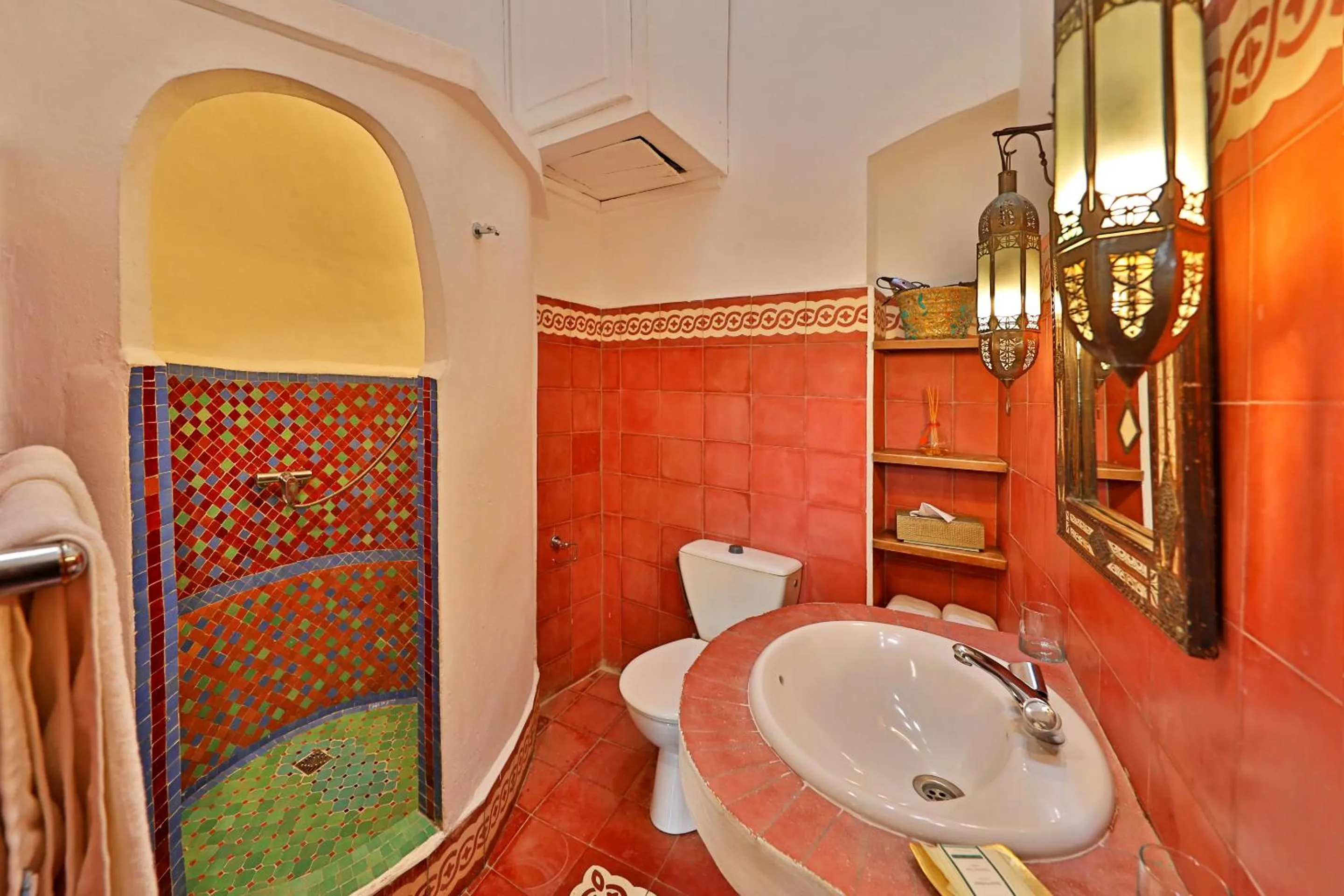 Bathroom in Riad Villa Garance
