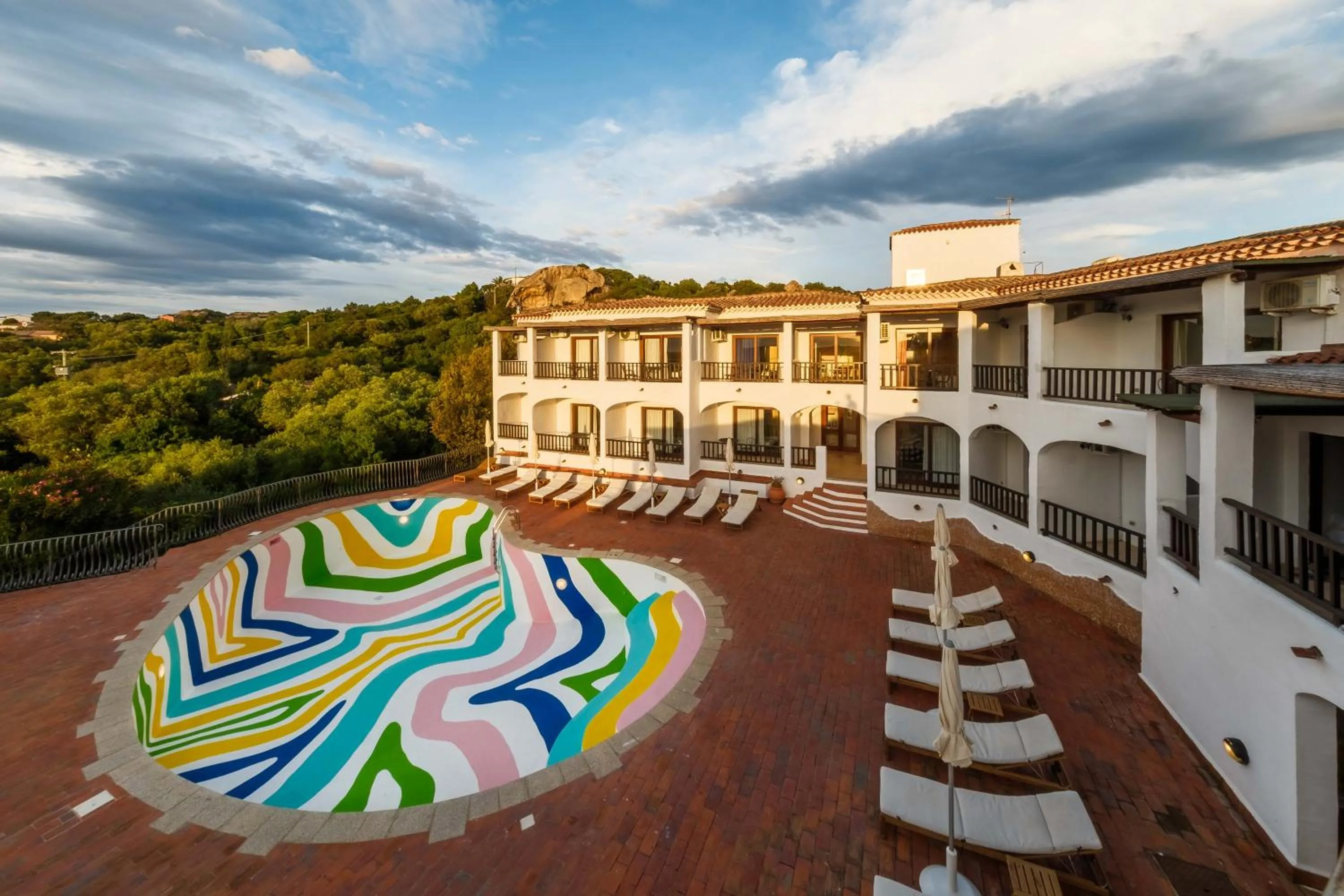 Swimming pool in Hotel Pedra Santa