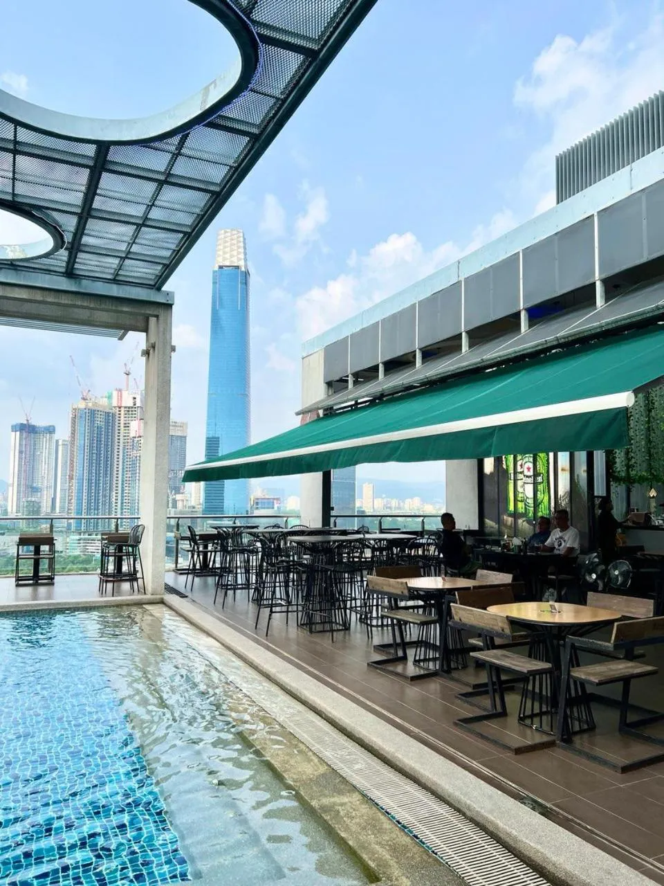 Restaurant/places to eat in D'Majestic by Lush Living