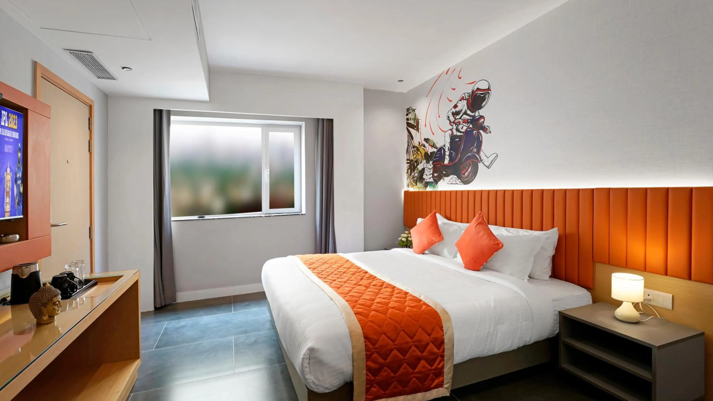 Photo of the whole room, Bed in City Keys Bangalore By Bestinn Leisure