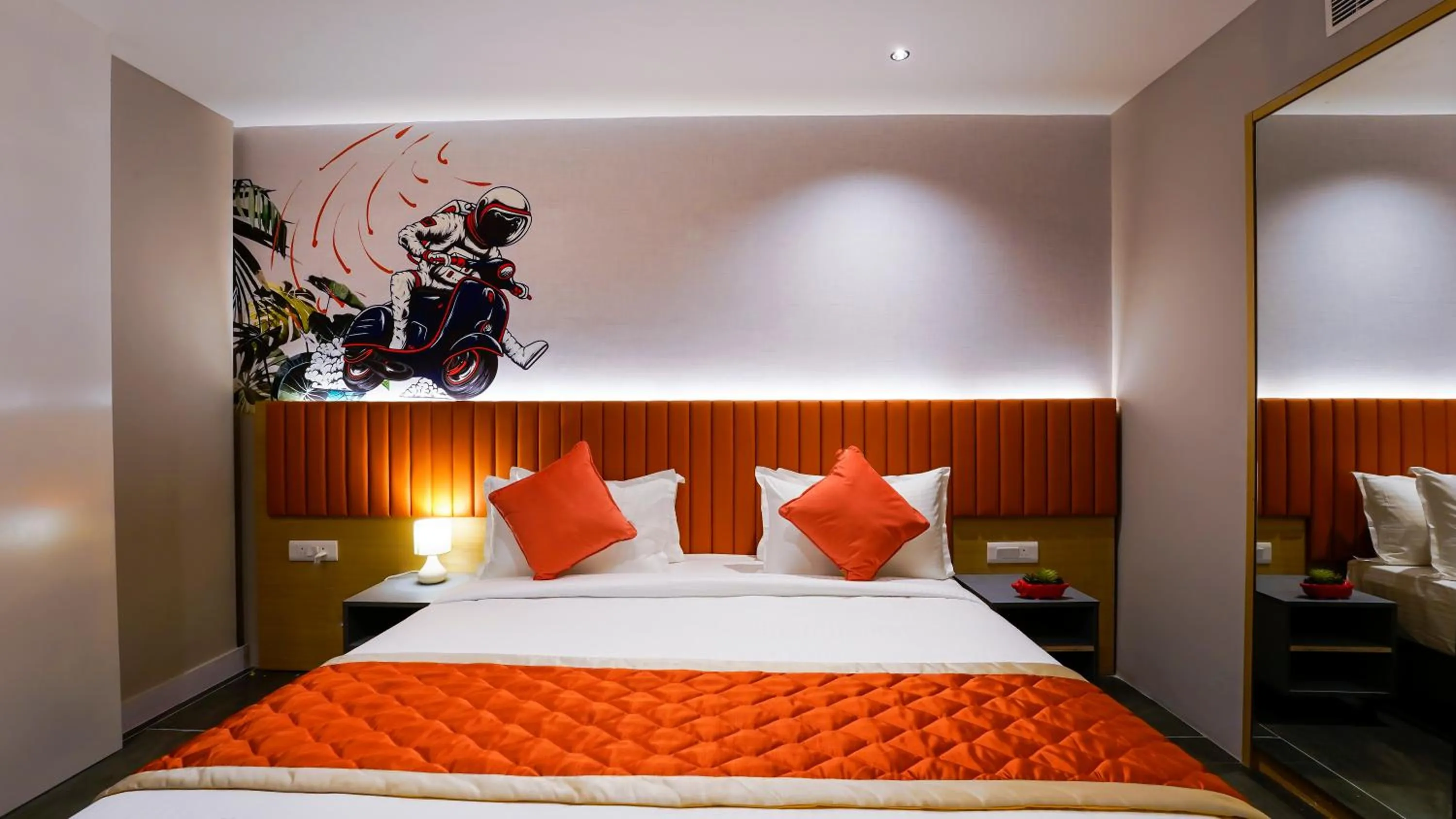 Photo of the whole room, Bed in City Keys Bangalore By Bestinn Leisure