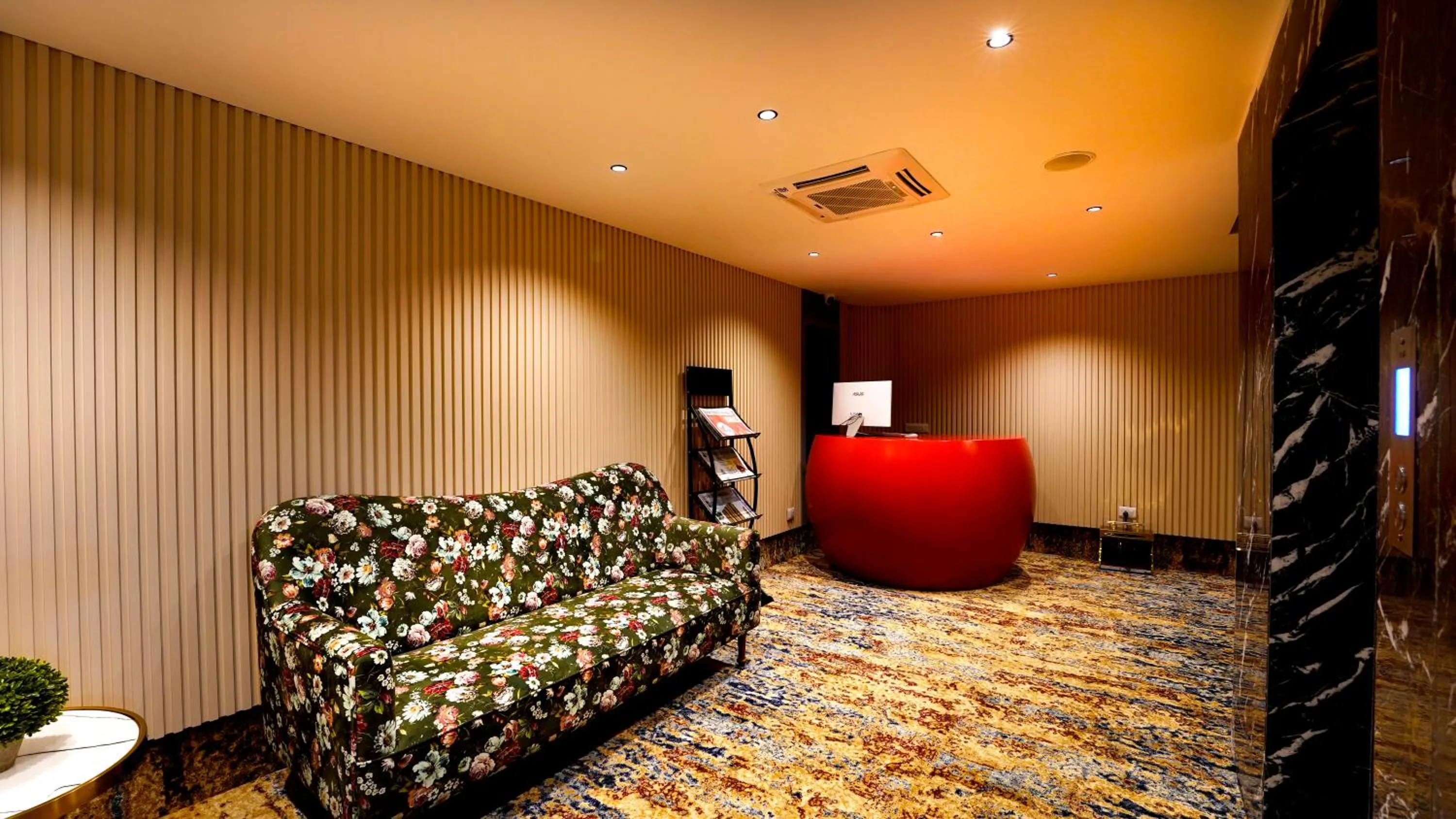 Lobby or reception in City Keys Bangalore By Bestinn Leisure