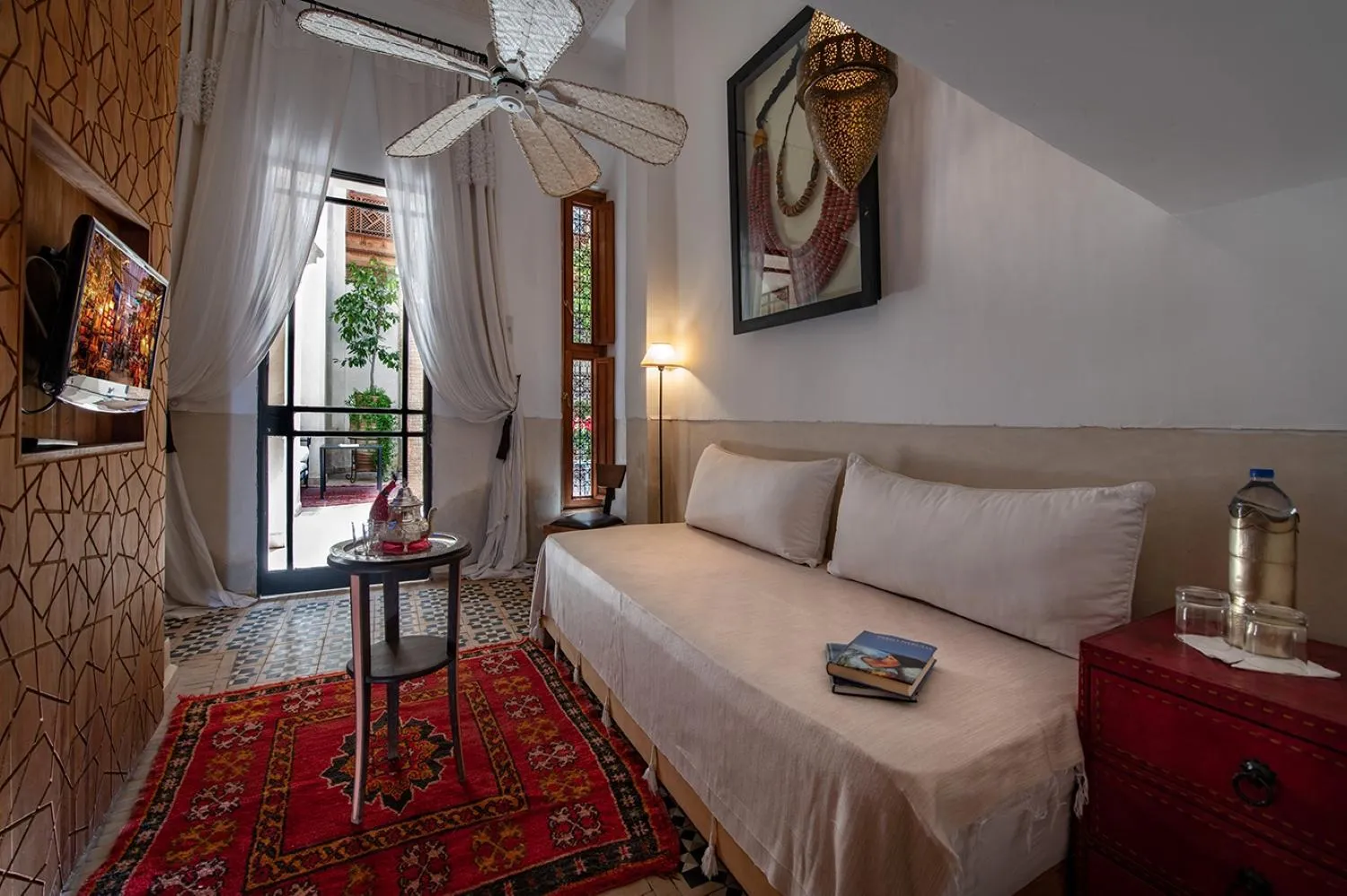 TV and multimedia, Bed in Riad Dar Justo Hotel Boutique & Spa