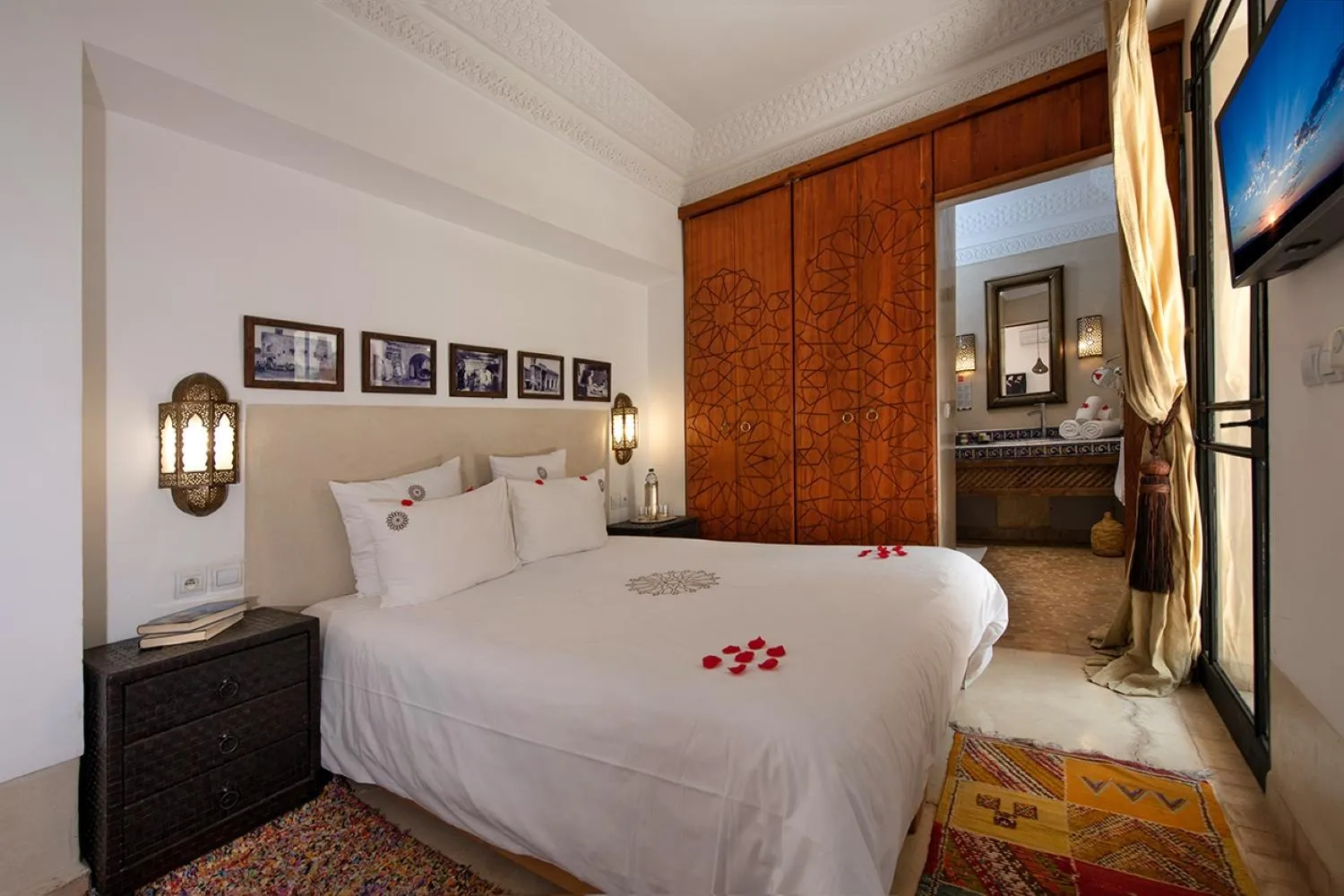 Bed in Riad Dar Justo Hotel Boutique & Spa