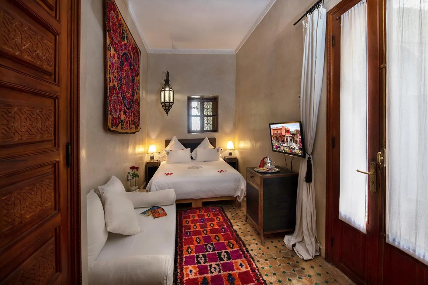 Bed in Riad Dar Justo Hotel Boutique & Spa