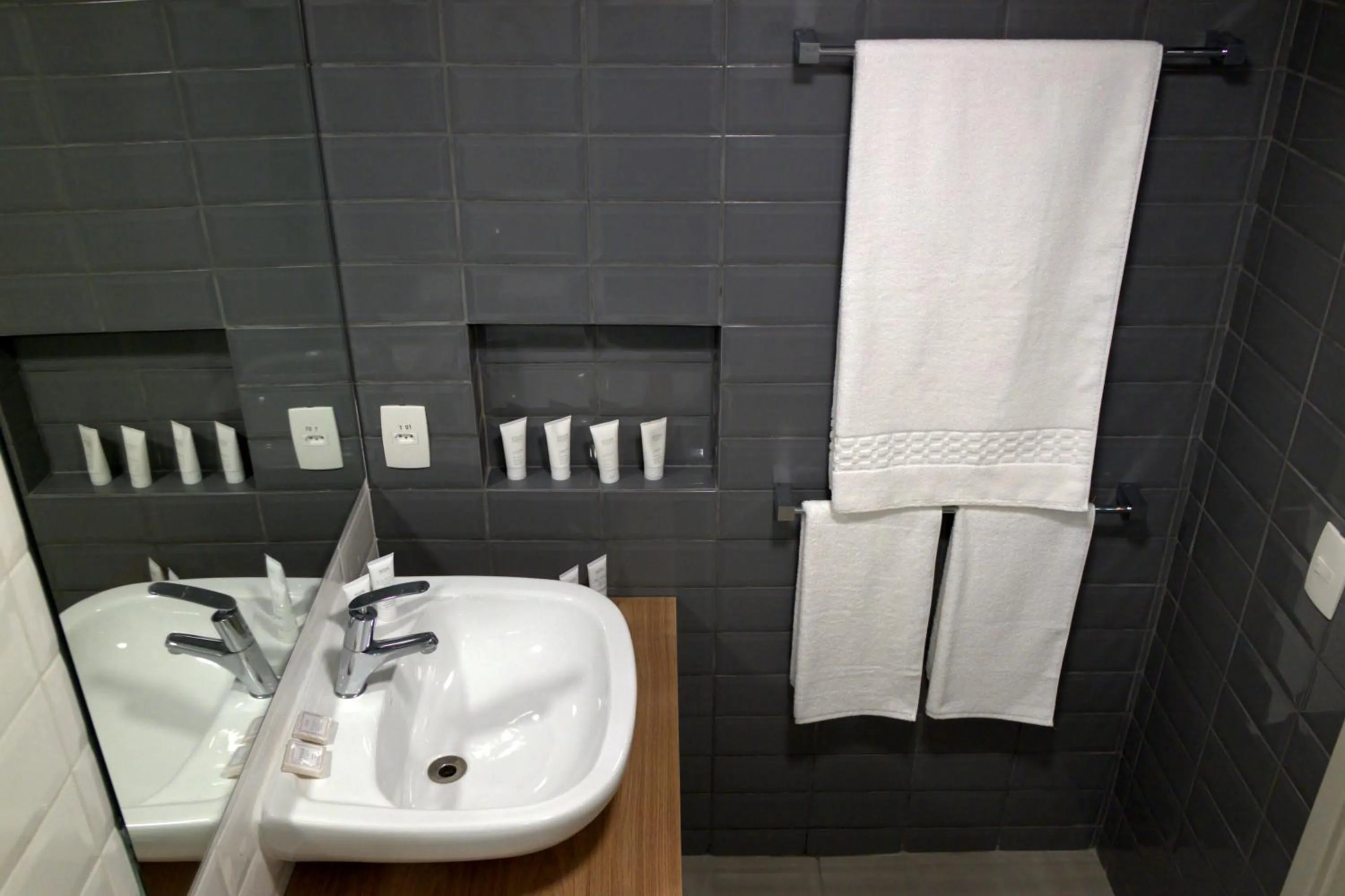 Bathroom in HIGI HOTEL SÃO PAULO