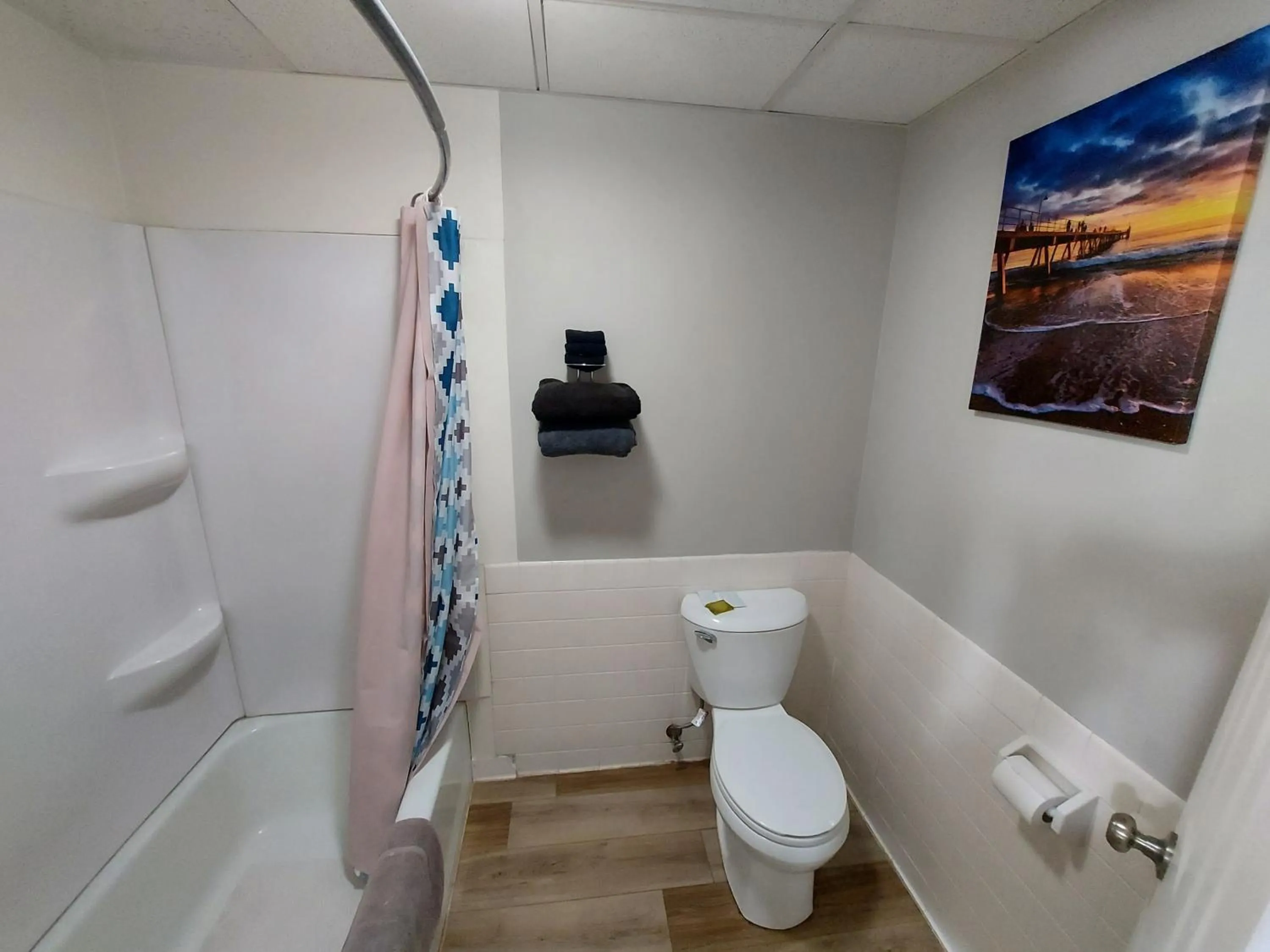 Bathroom in Country Inn of Shelby