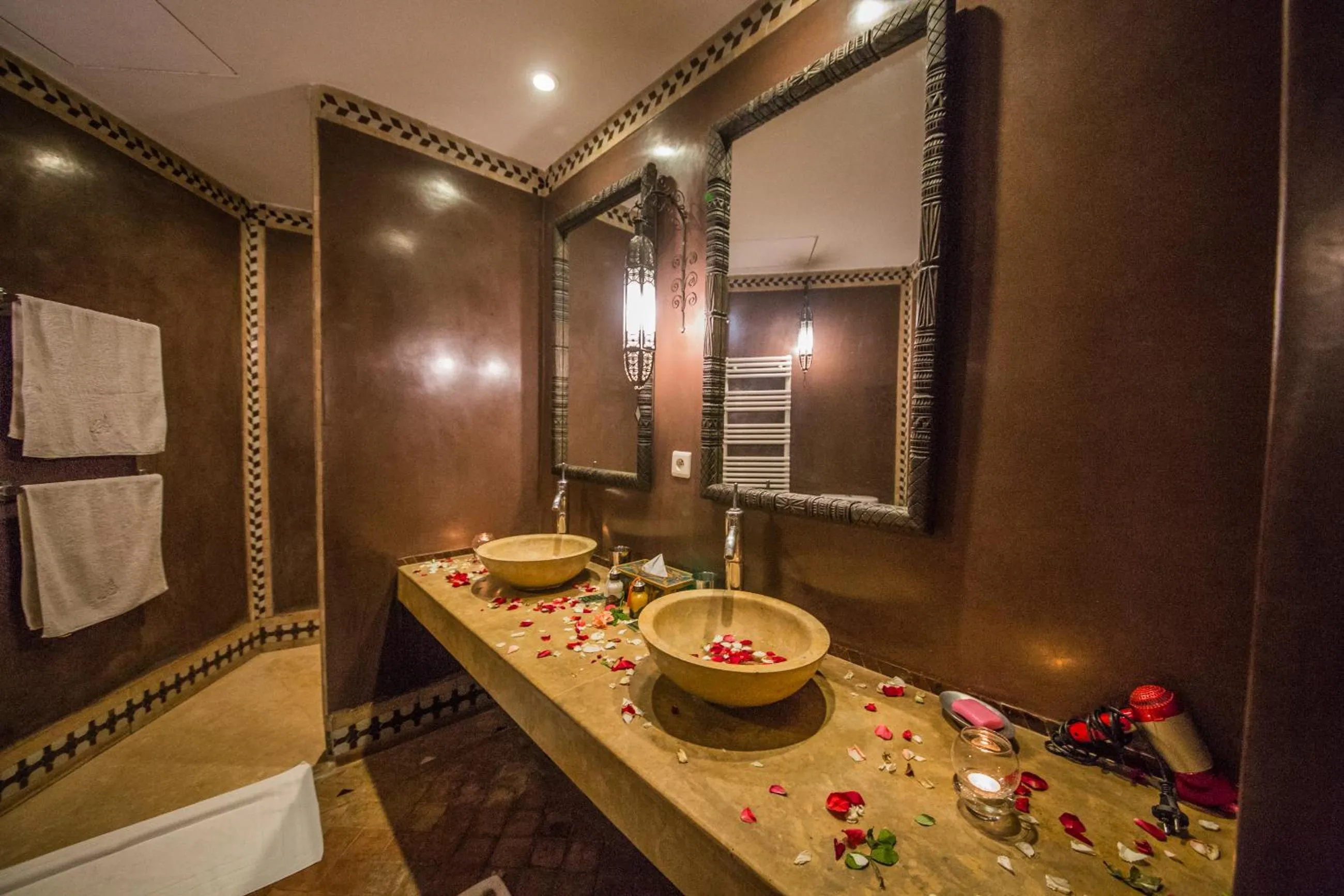 Bathroom in Dar victoria