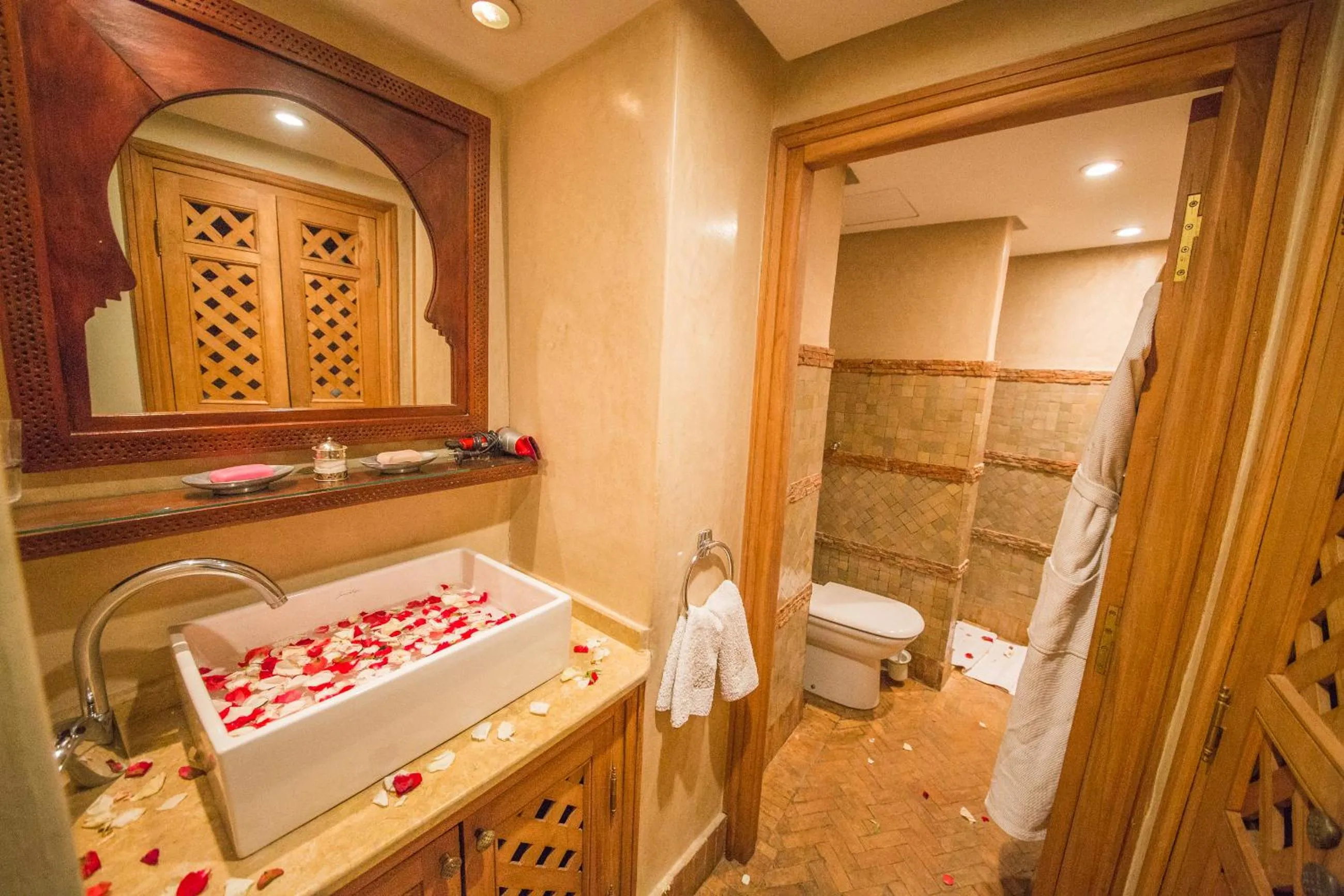 Bathroom in Dar victoria