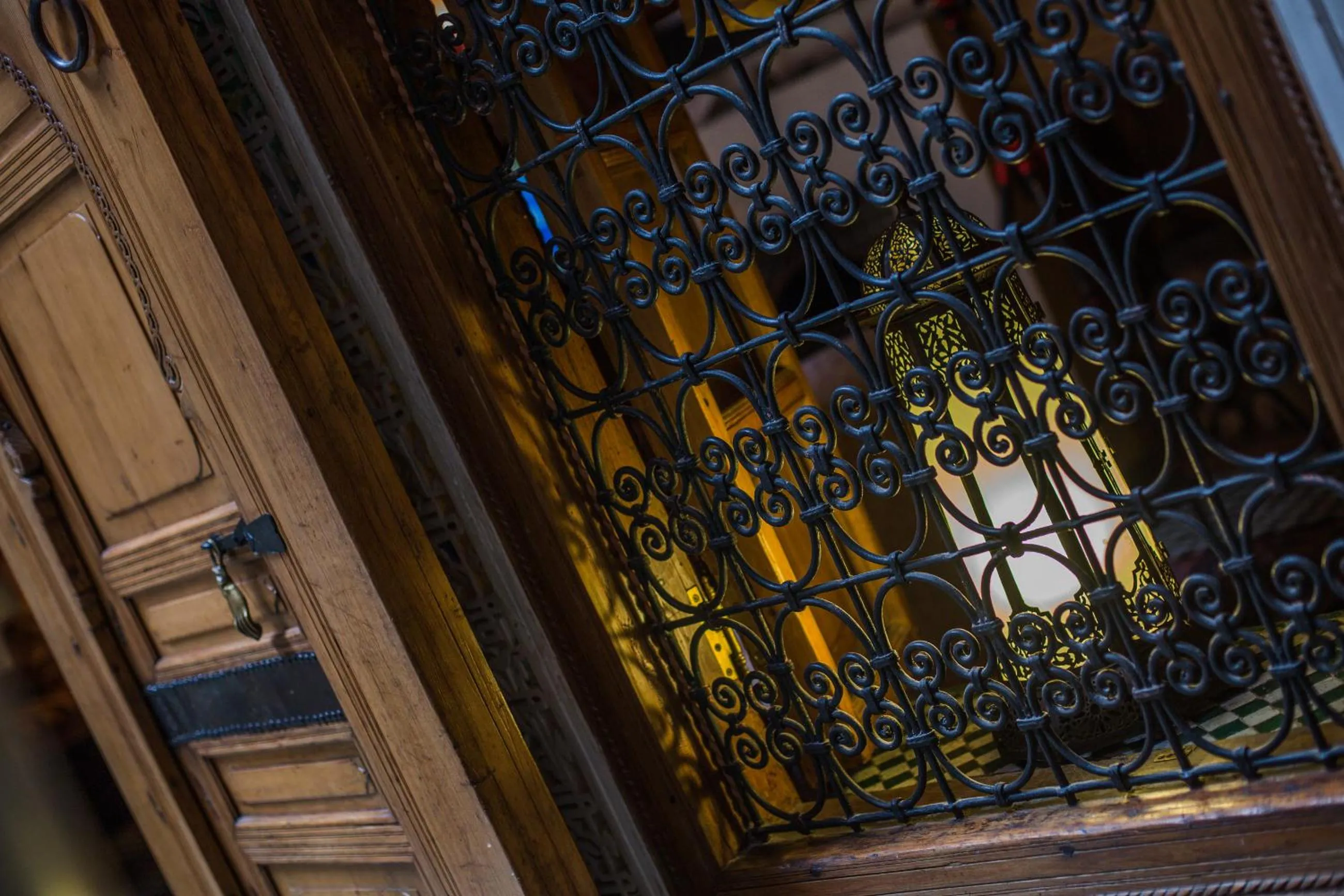 Decorative detail in Dar victoria