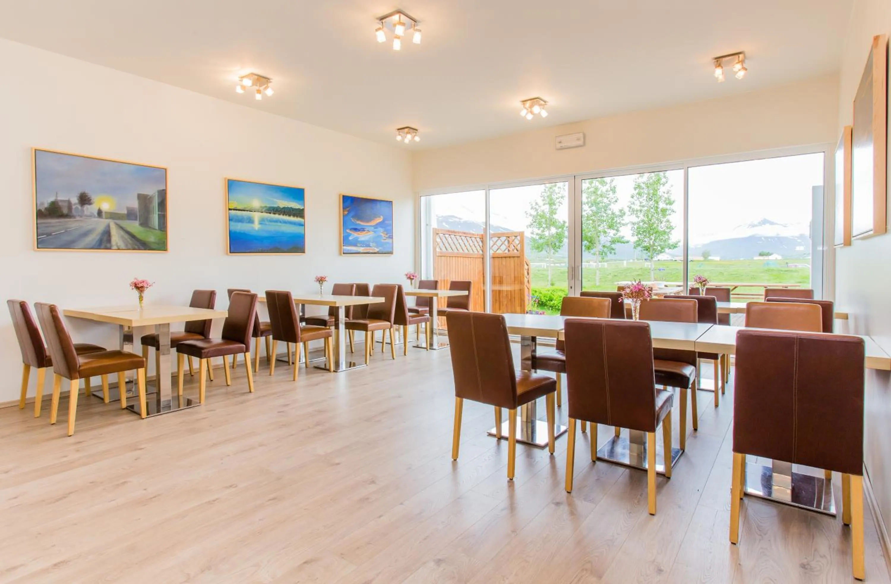 Restaurant/places to eat in Hótel Dalvík