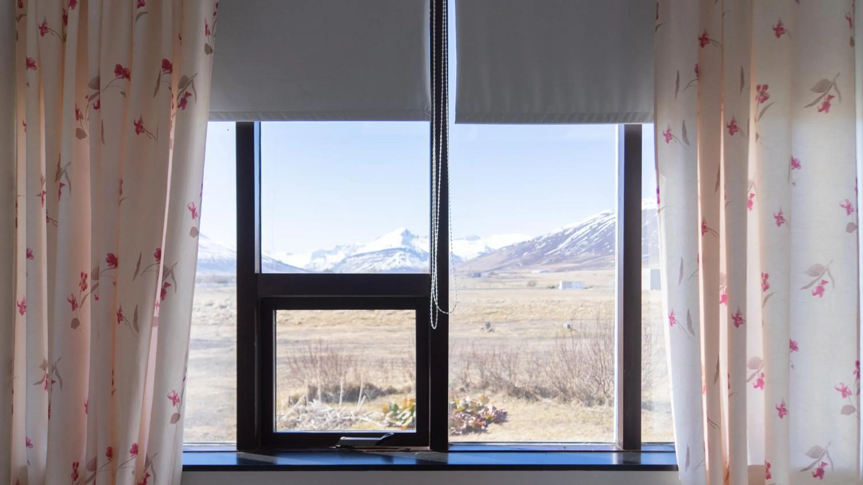 Mountain view in Hótel Dalvík