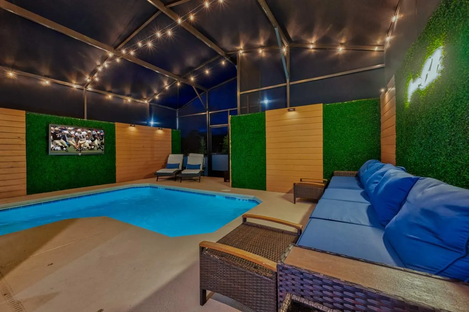 Brand New Corner Lot Pond View Vacation Home