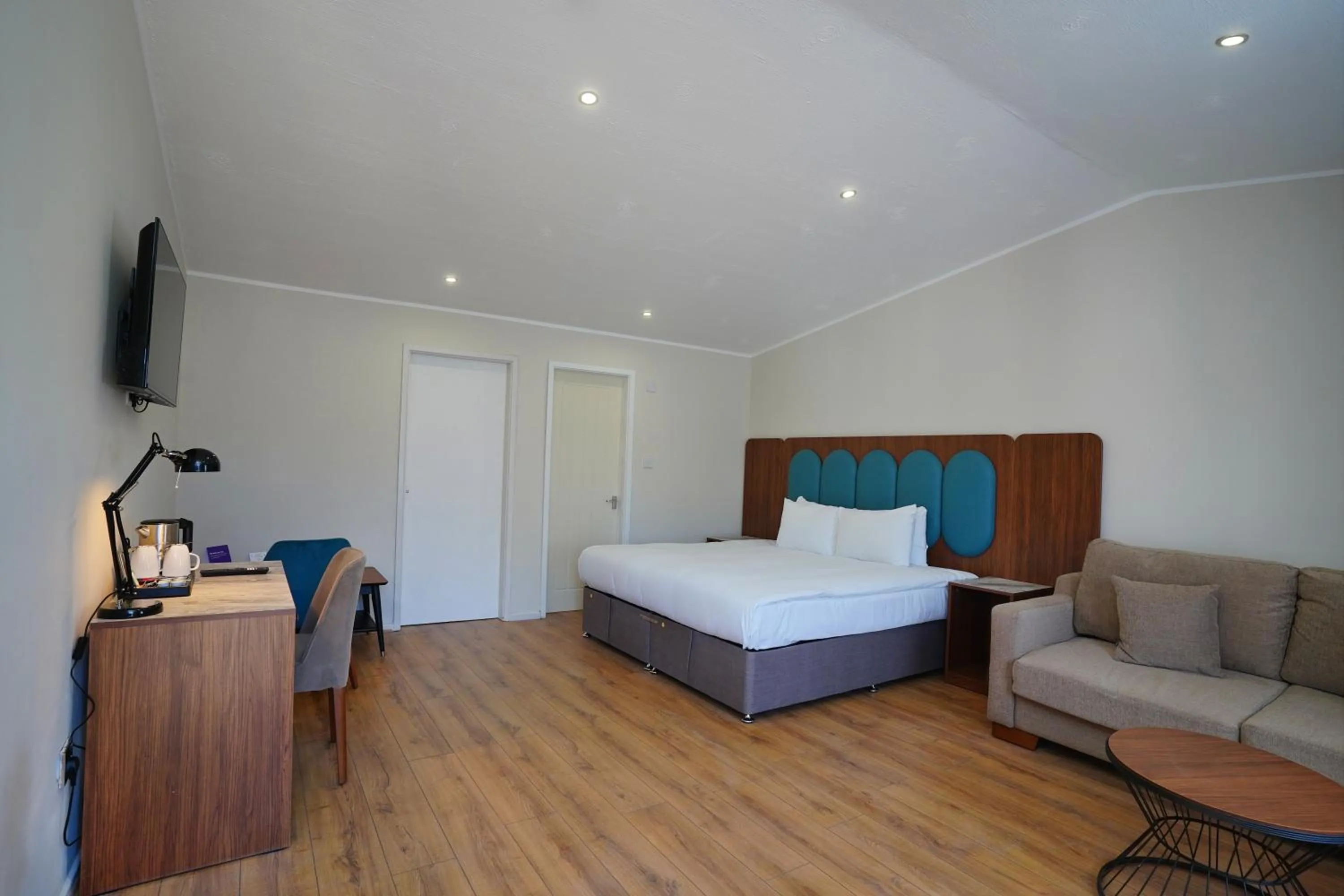 TV and multimedia, Bed in Park hall Hotel & Spa Lancashire, a member of Radisson Individuals