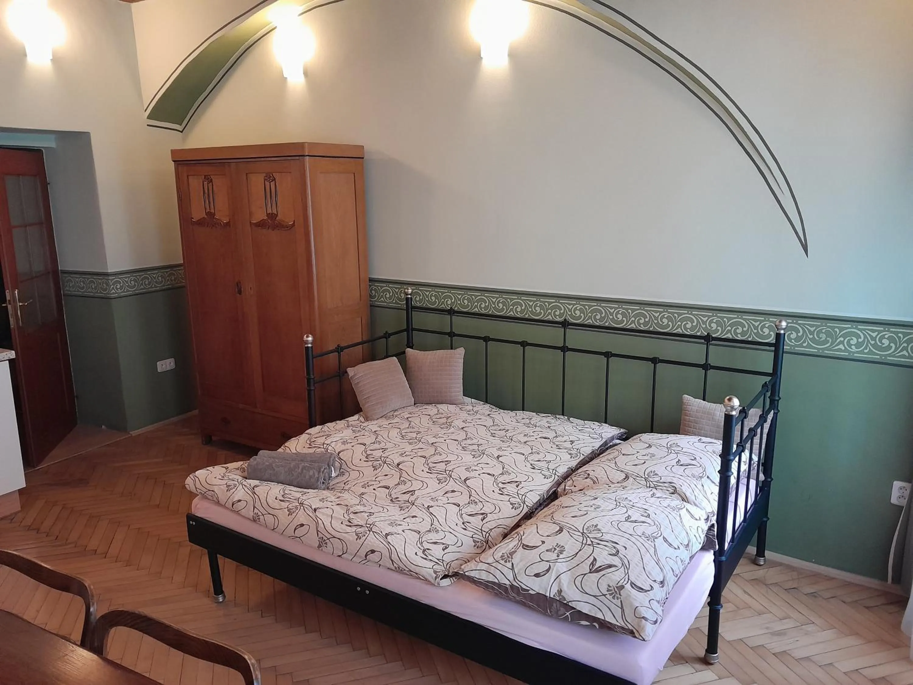 Bed in Apartments Kájovská 63