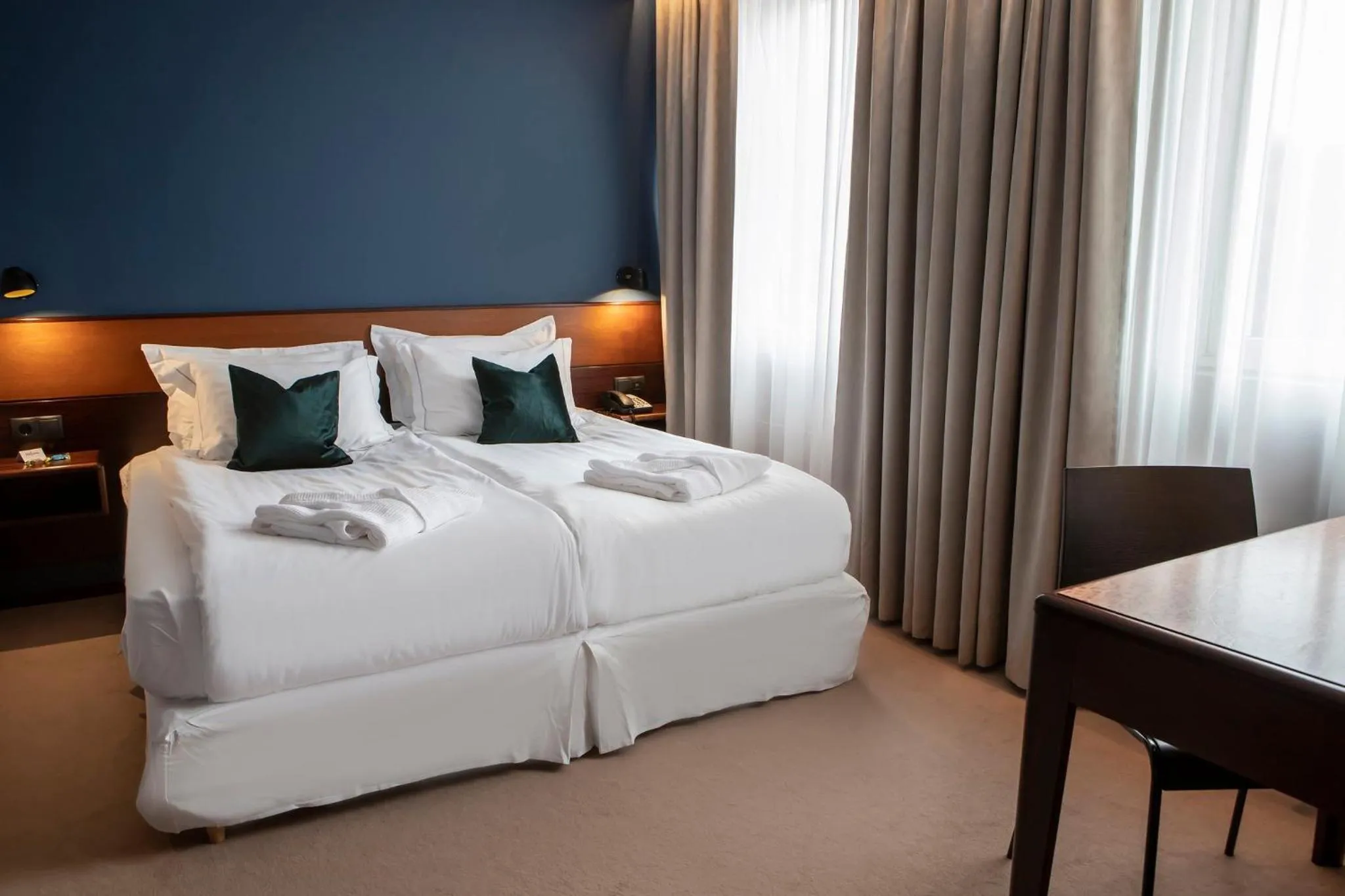 Bedroom, Bed in Hotel Holt - The Art Hotel