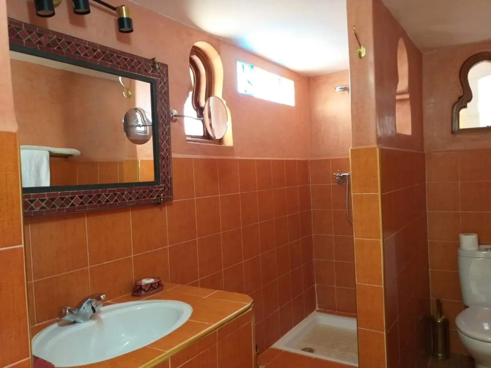 Shower in Riad Maison Arabo-Andalouse