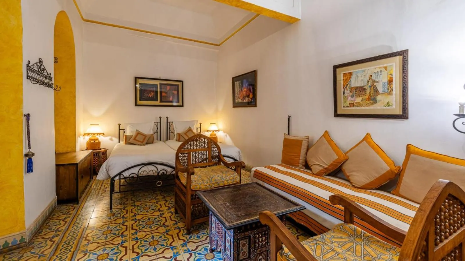Photo of the whole room, Bed in Riad Maison Arabo-Andalouse