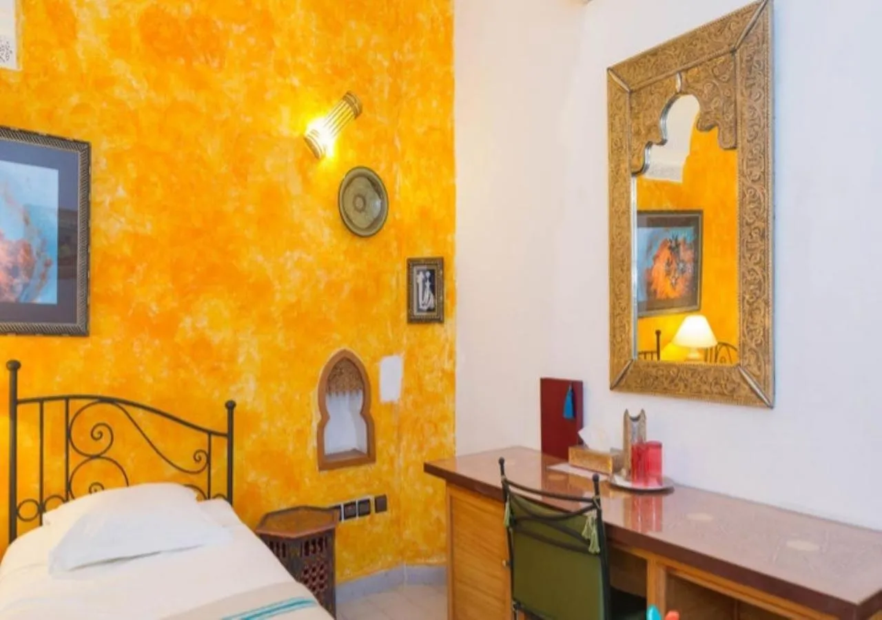 Photo of the whole room, Bed in Riad Maison Arabo-Andalouse