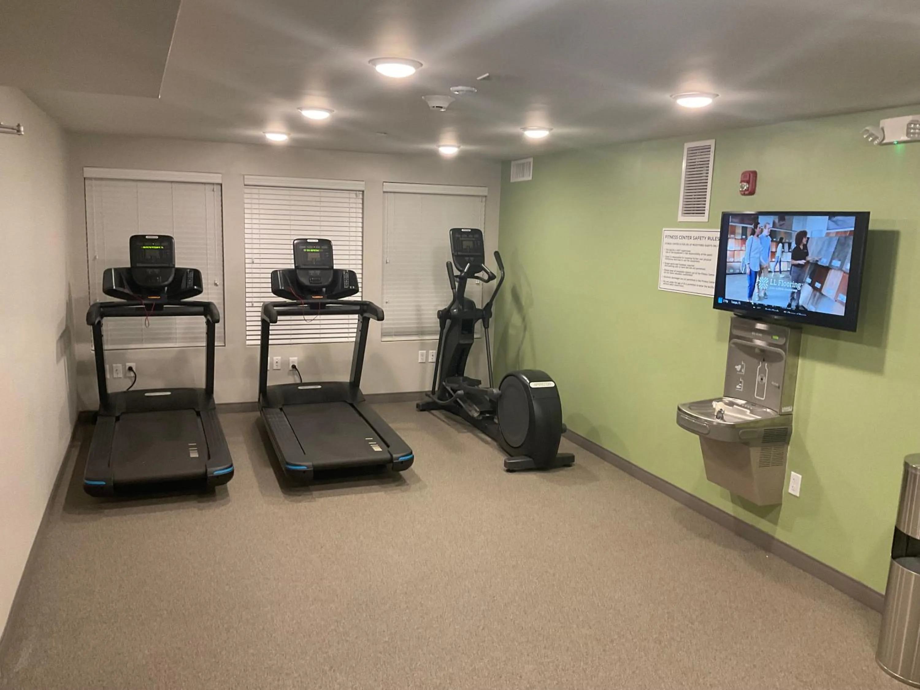 Fitness centre/facilities in WoodSpring Suites Dearborn Detroit