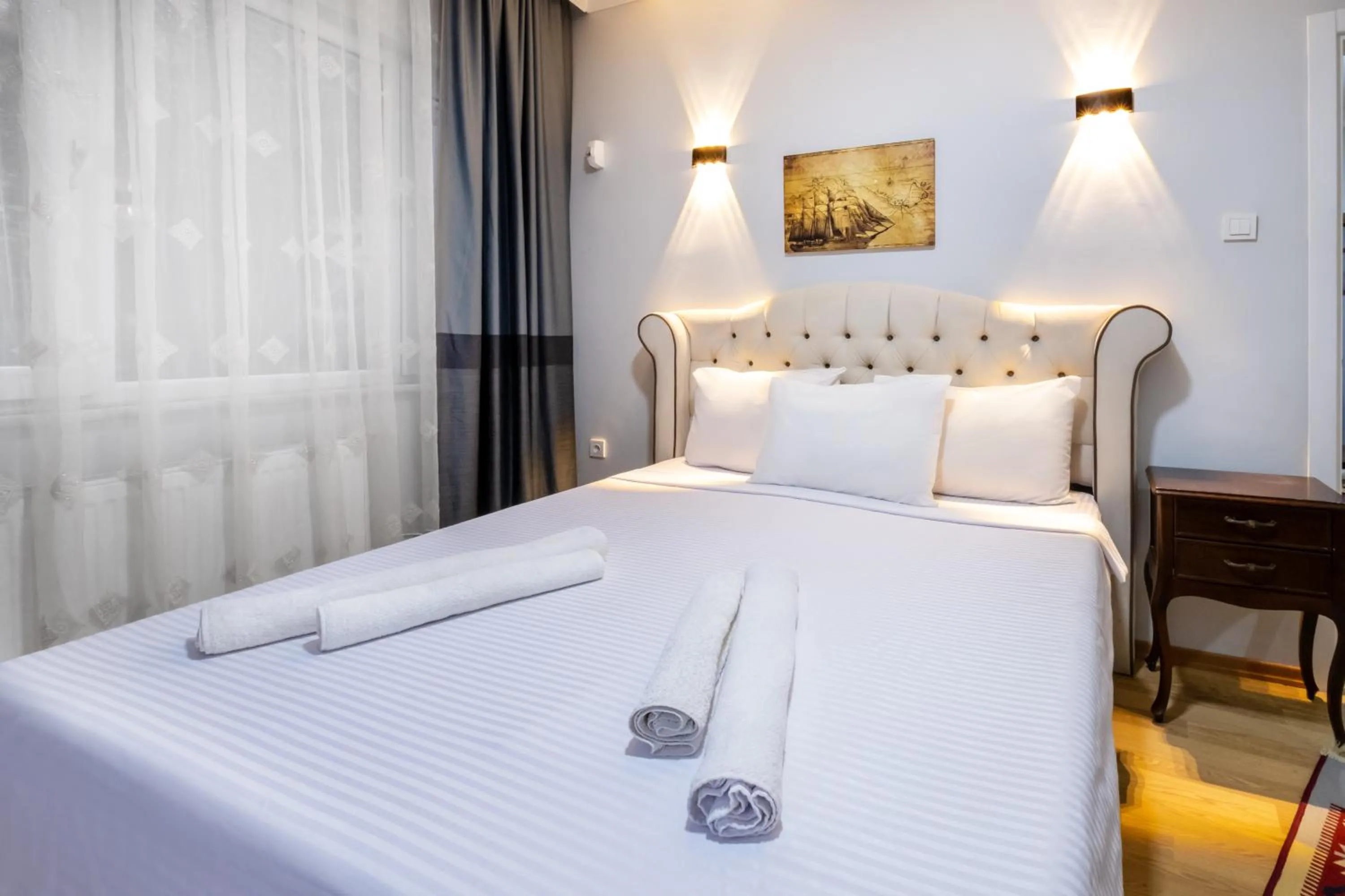 Bed in İSTANBLUE TAKSİM APART HOTEL