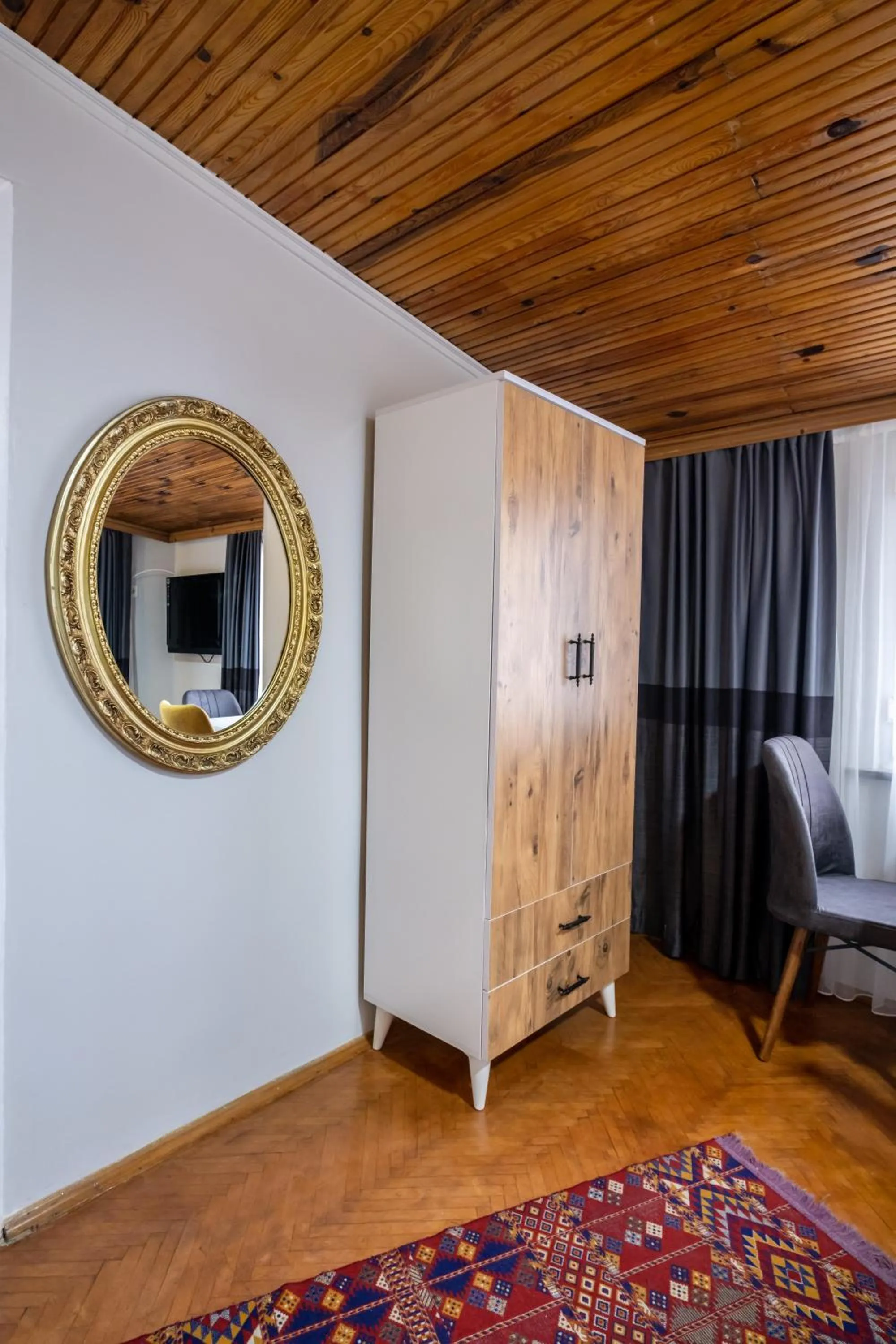 TV and multimedia, Bed in İSTANBLUE TAKSİM APART HOTEL