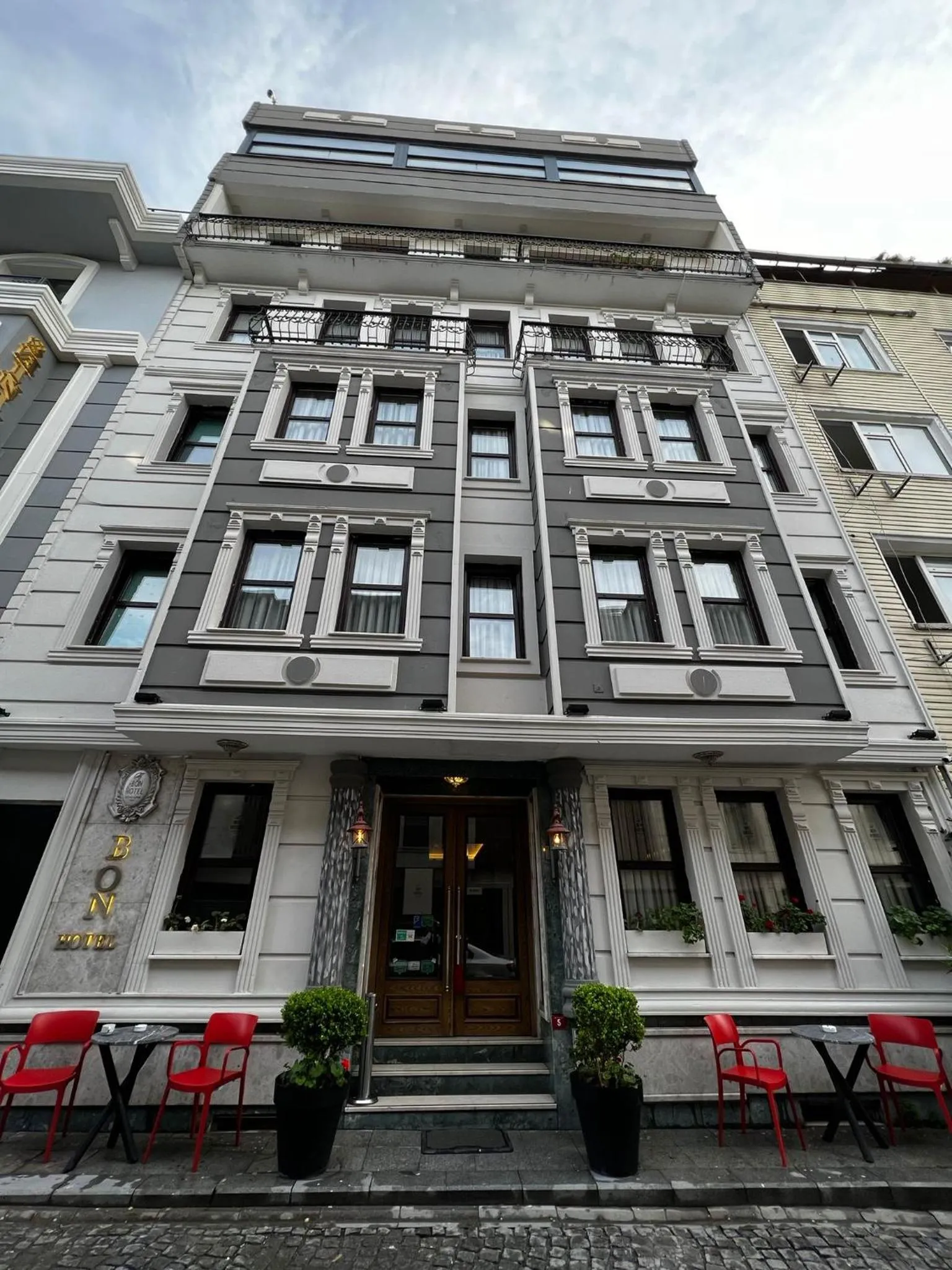 Property building in Hotel Bon Hagia Sophia