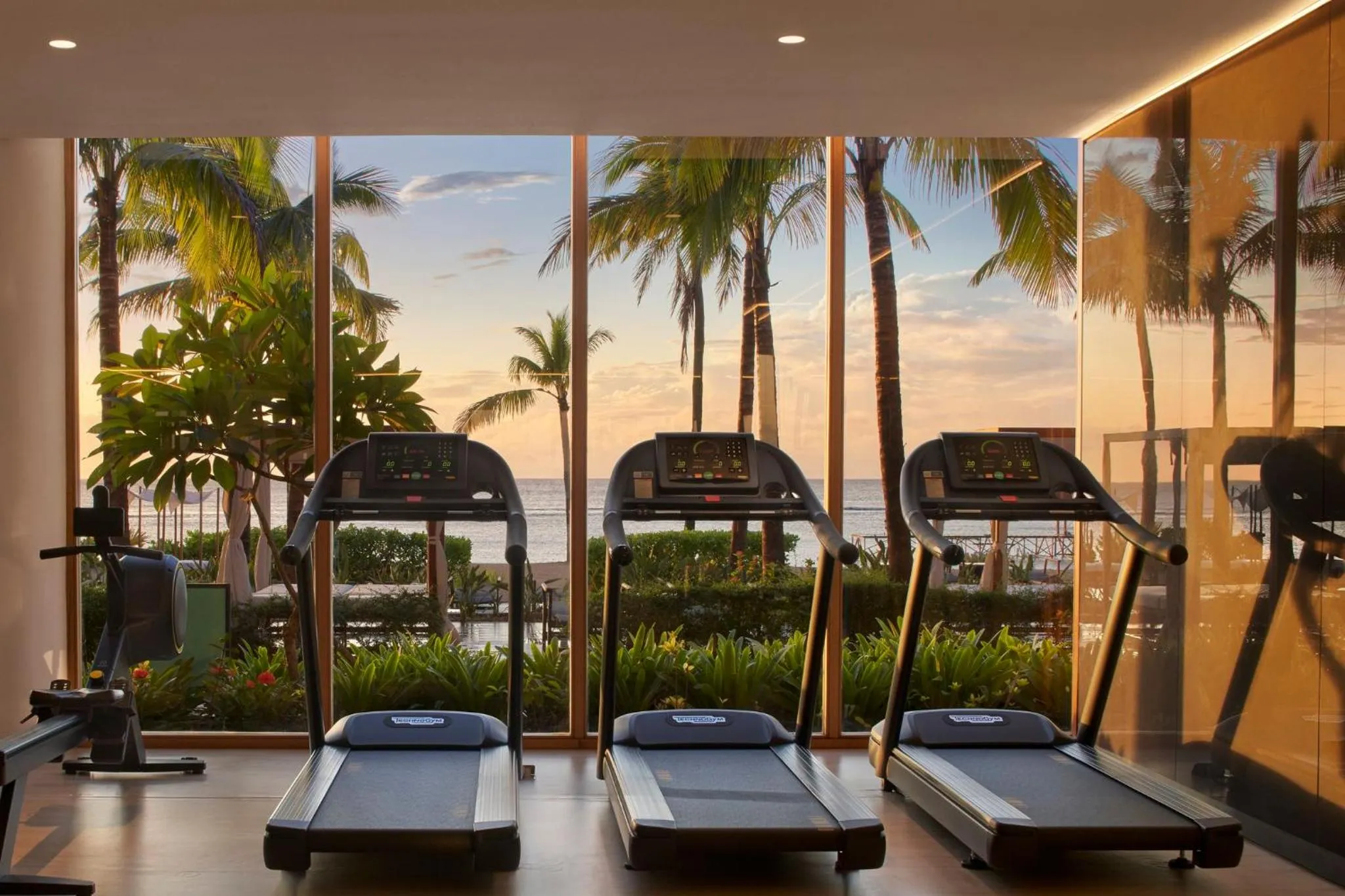 Fitness centre/facilities in Le Meridien Ile Maurice