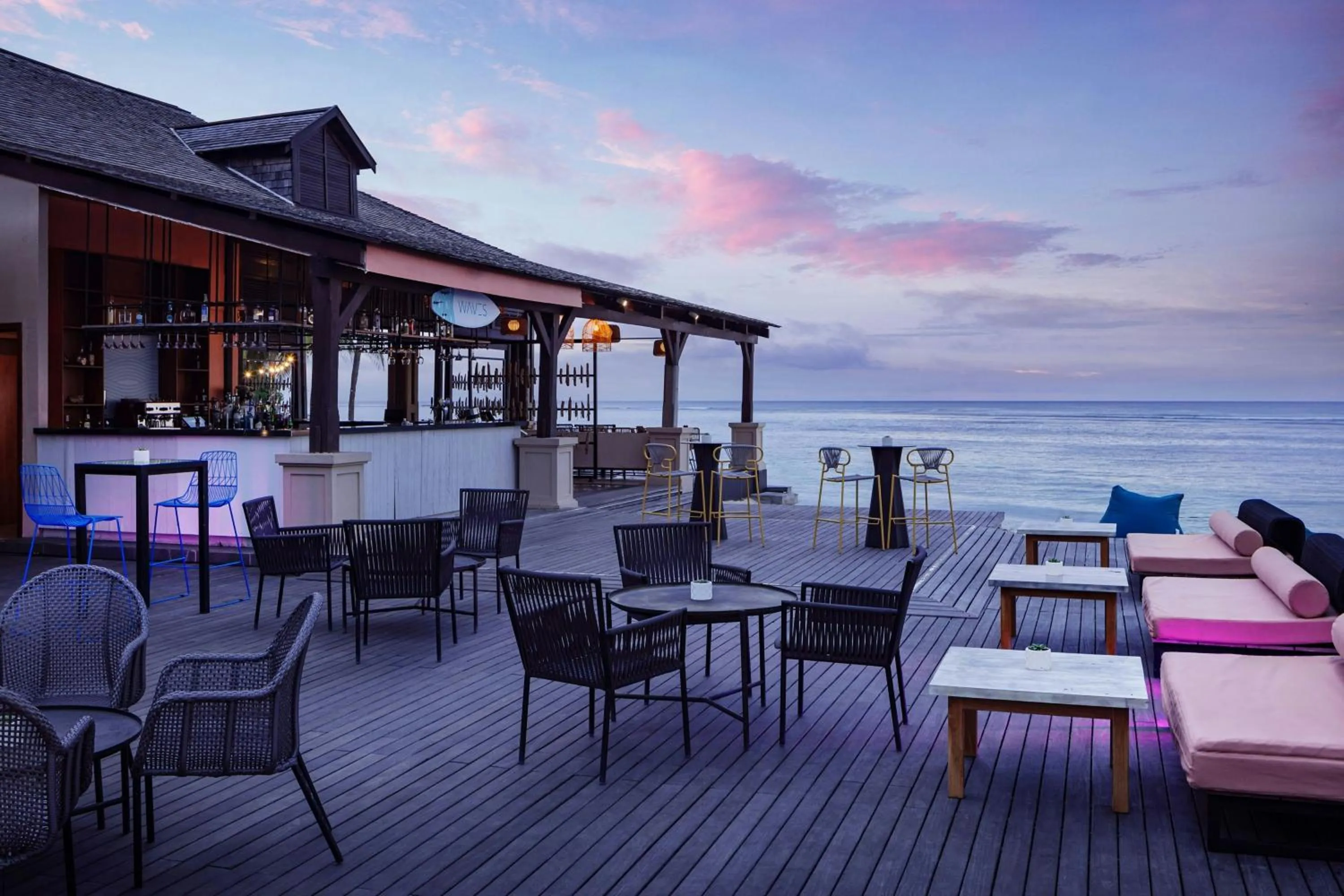 Restaurant/places to eat in Le Meridien Ile Maurice