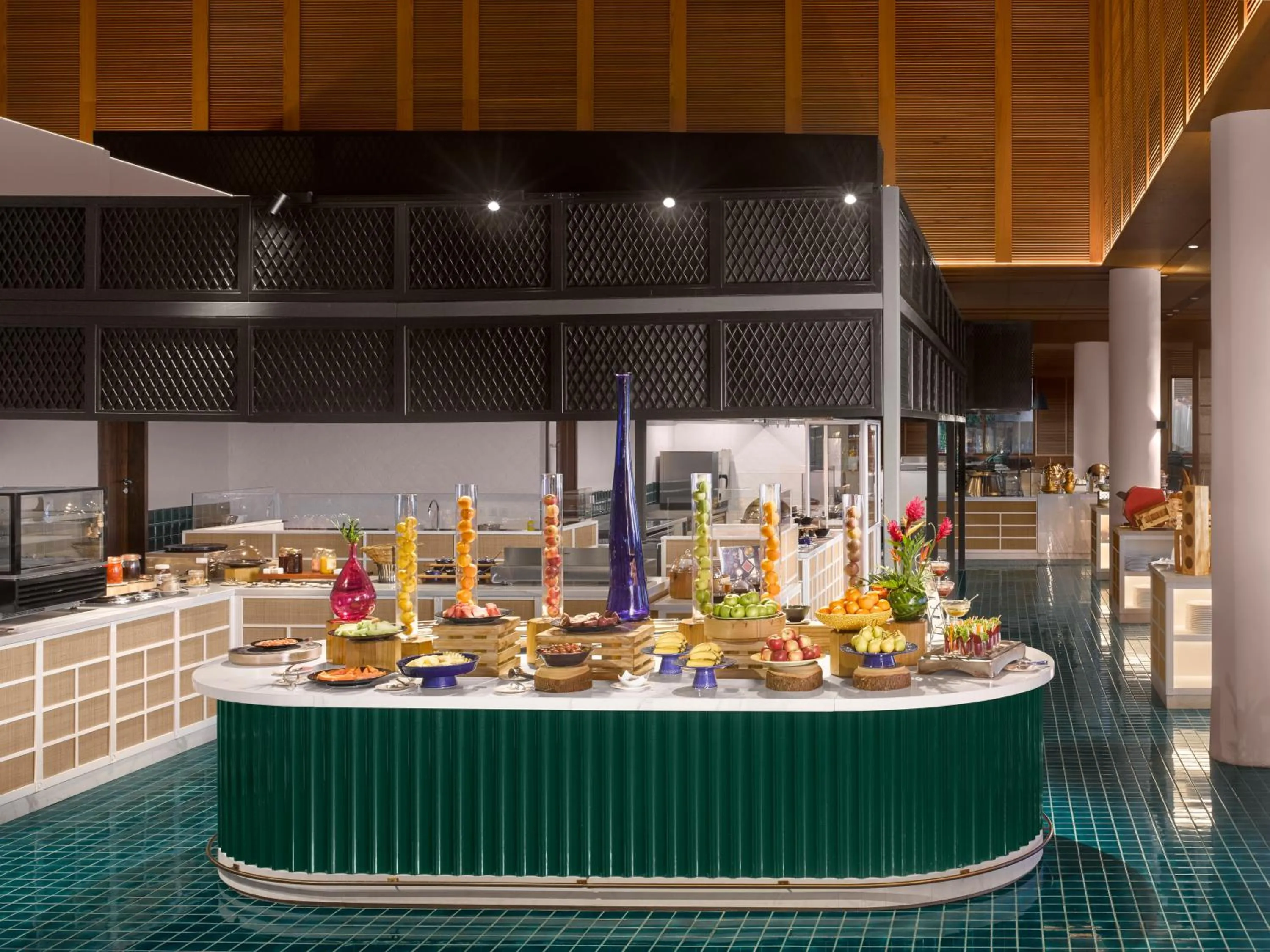 Restaurant/places to eat in Le Meridien Ile Maurice