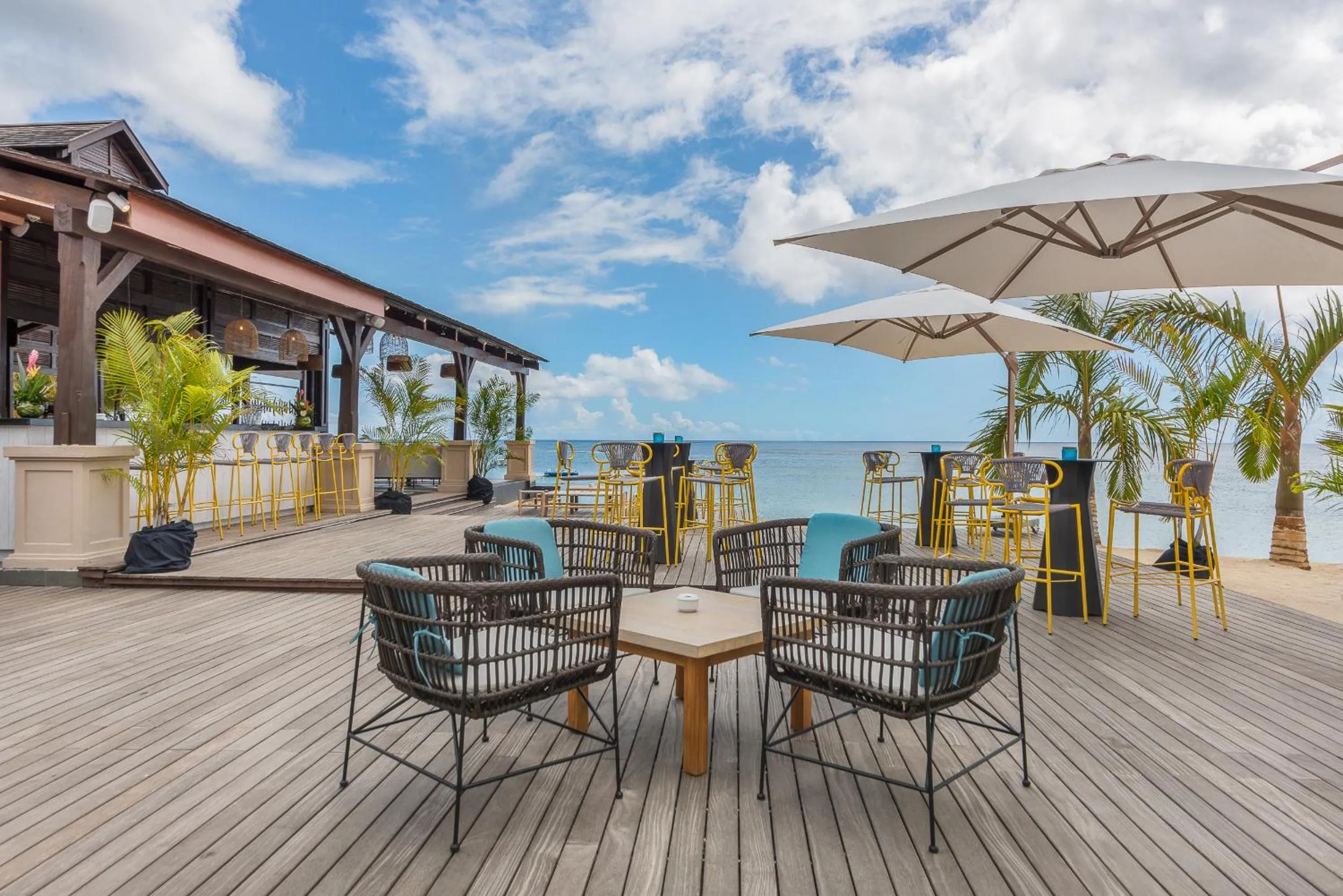 Restaurant/places to eat in Le Meridien Ile Maurice