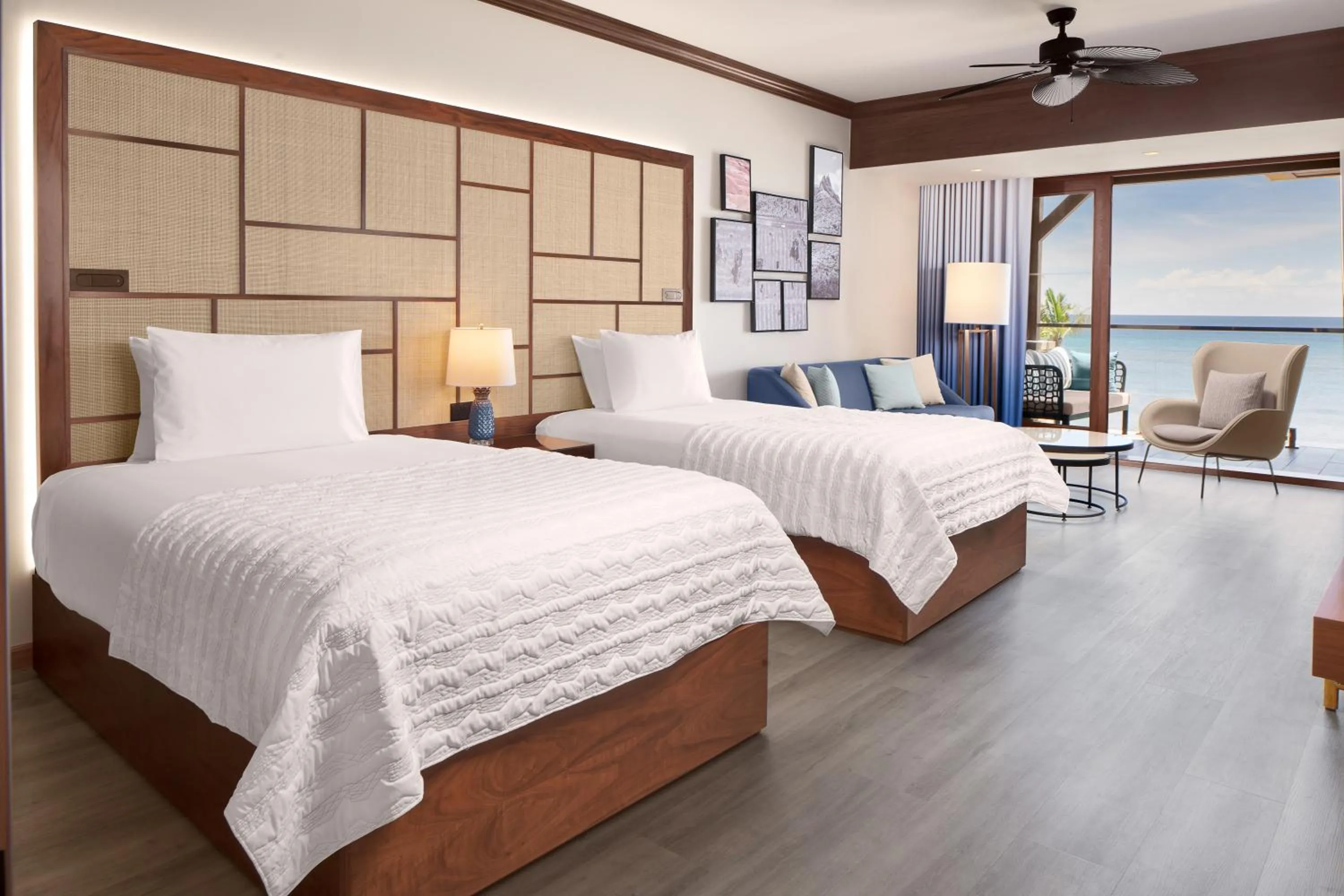 Bedroom, Bed in Le Meridien Ile Maurice