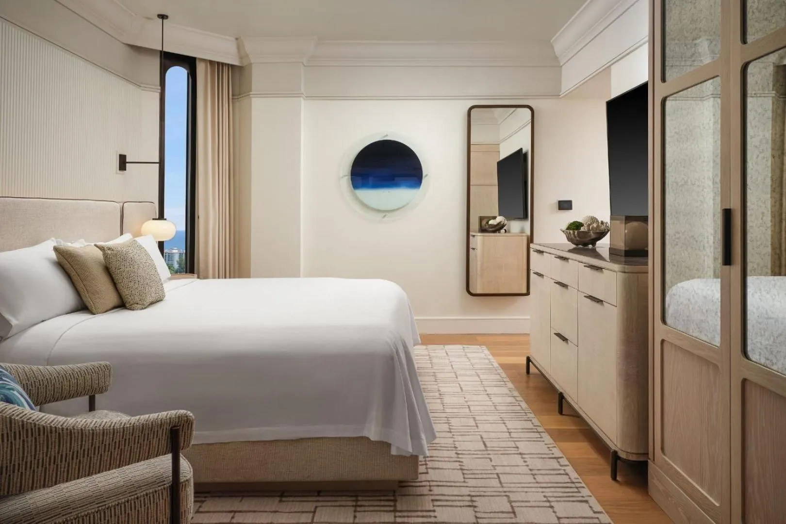 Bed in Tower at The Boca Raton