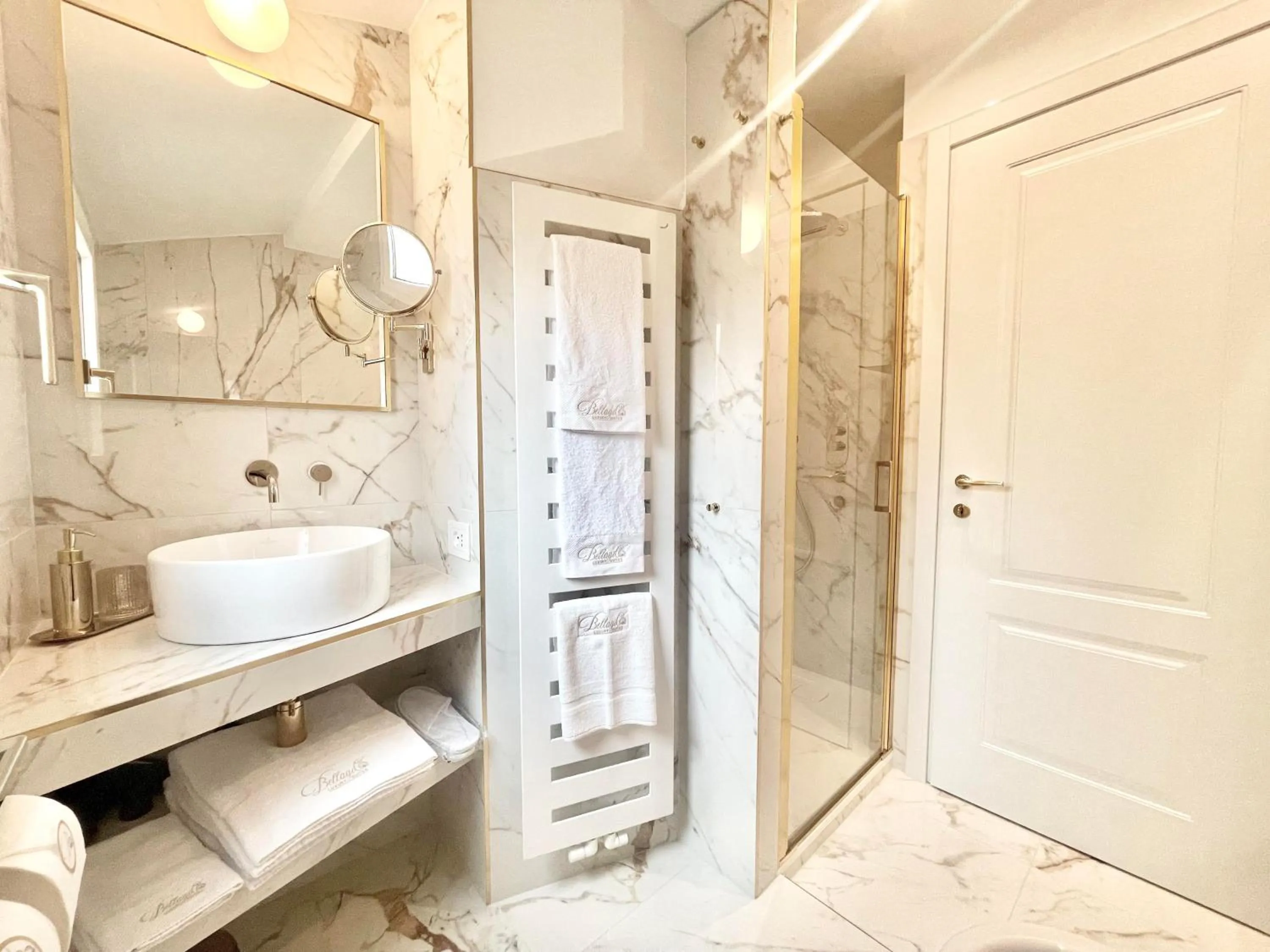 Shower in Bellagio Luxury Suites Apartments