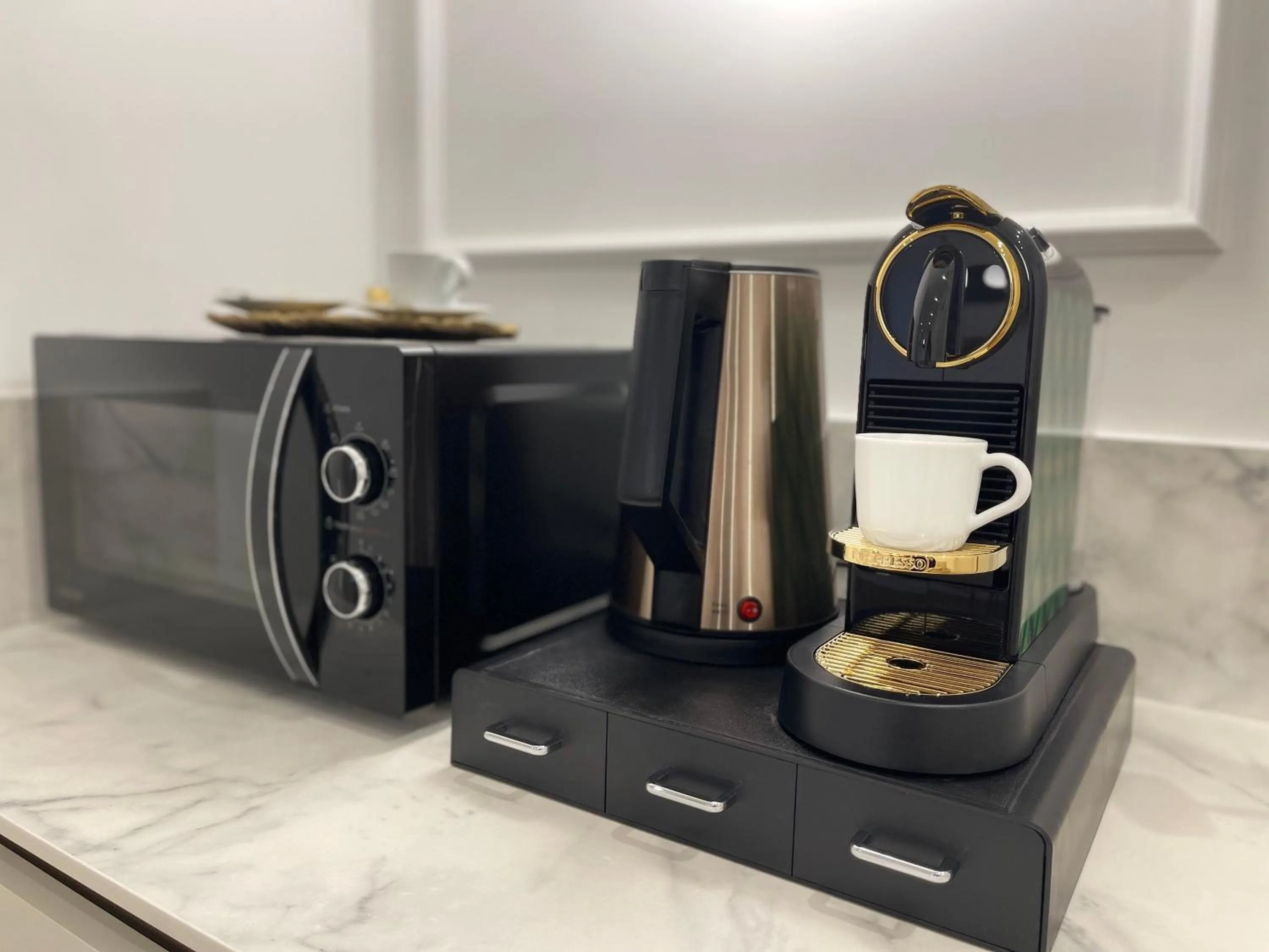 Coffee/tea facilities in Bellagio Luxury Suites Apartments