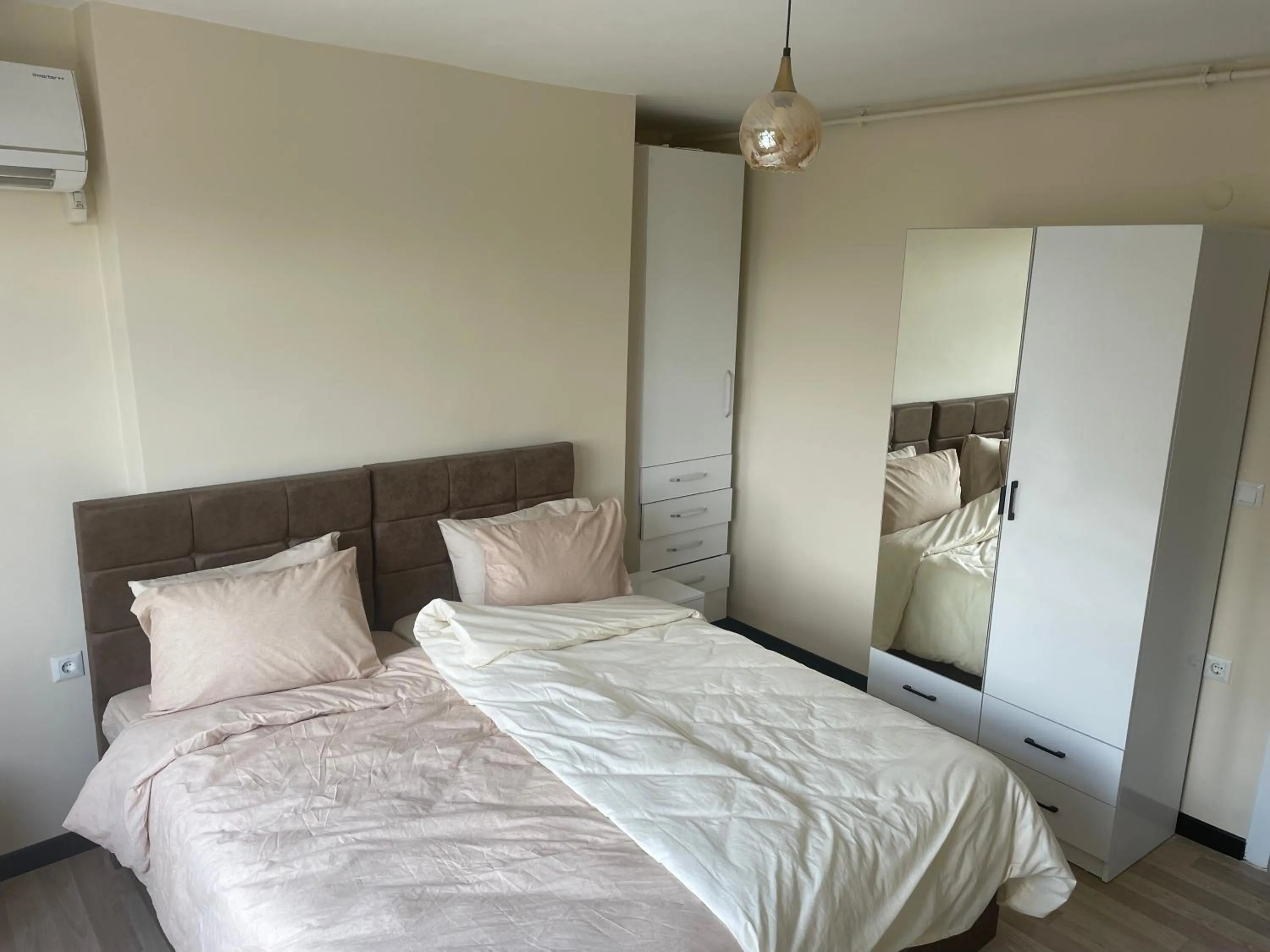 Bed in Eyüpsultan ABS Suites