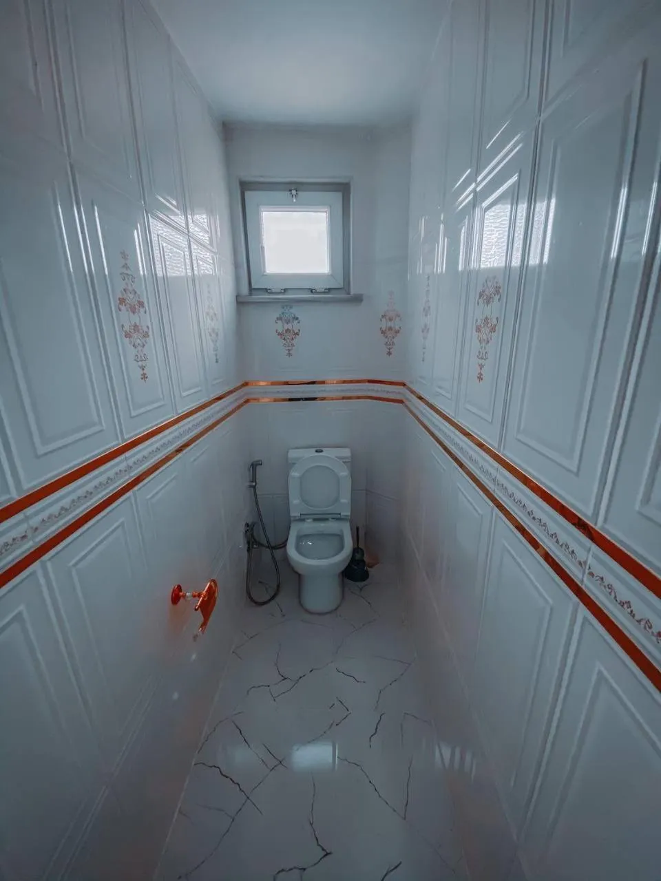 Toilet in Eyüpsultan ABS Suites