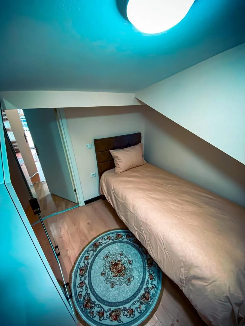 Bed in Eyüpsultan ABS Suites