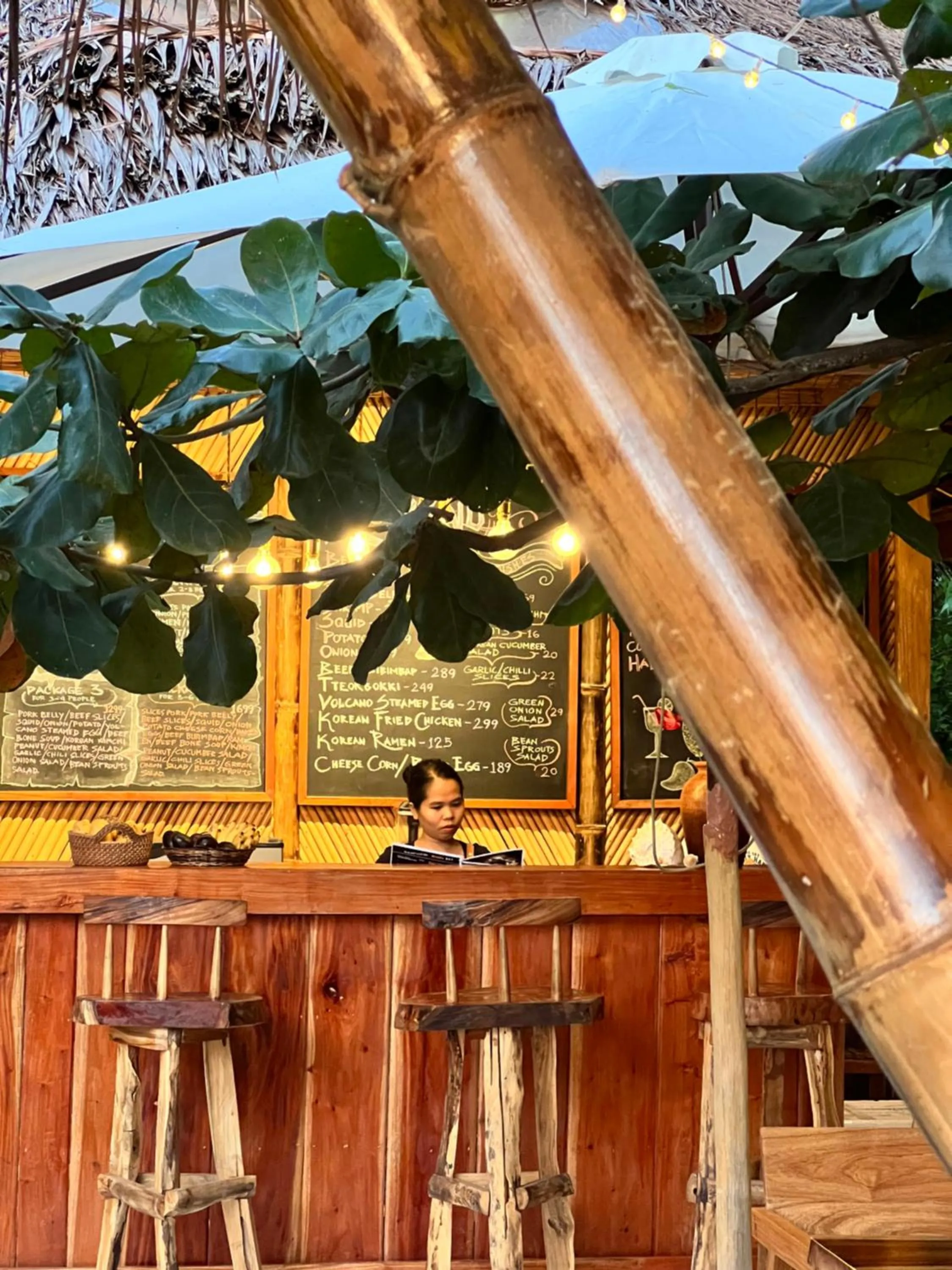 Restaurant/places to eat in AA Jungle Guesthouse