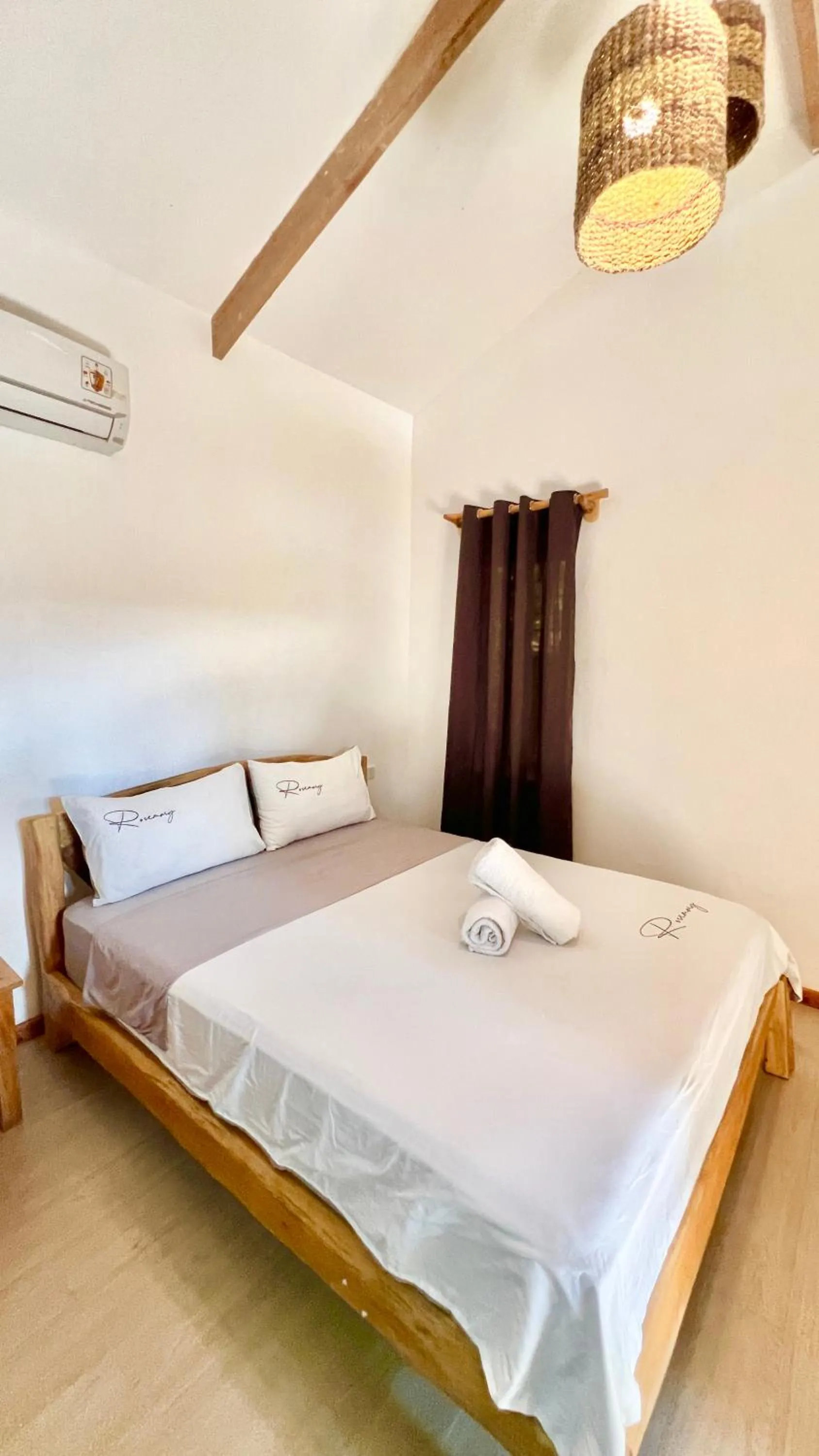 Bed in AA Jungle Guesthouse