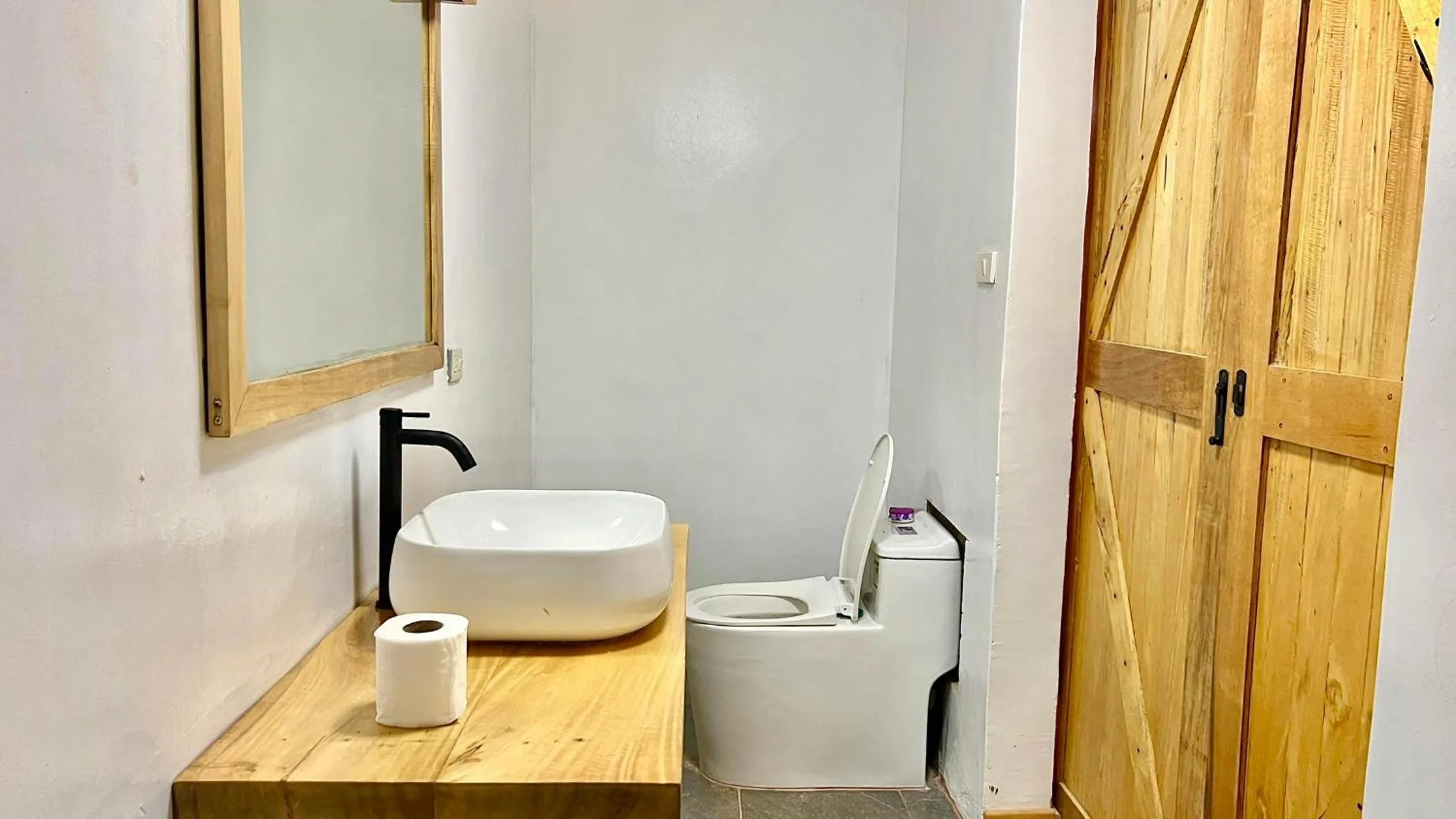 AA Jungle Guesthouse