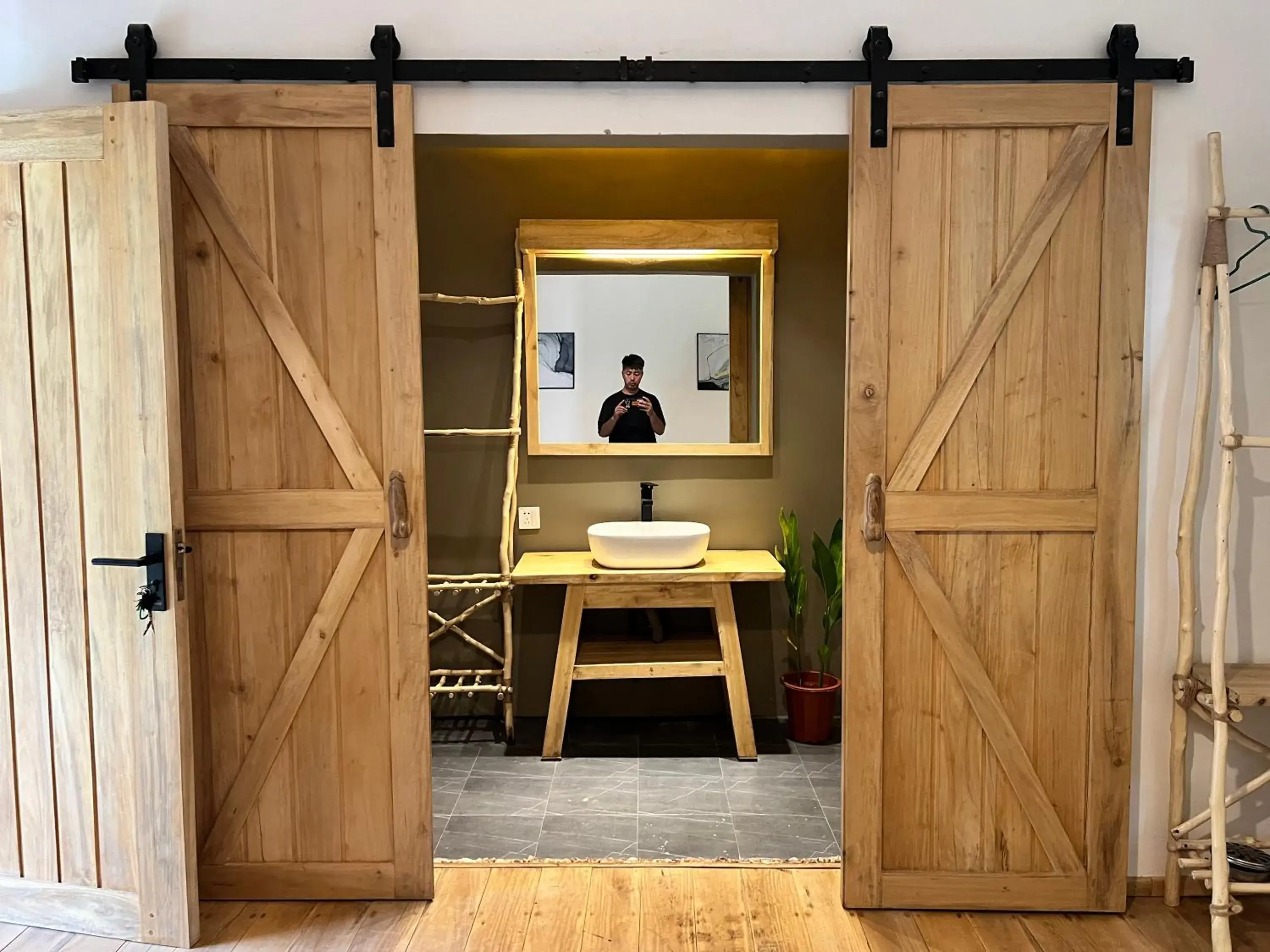 Twin Room with Shower in AA Jungle Guesthouse Twin Room with Shower in AA Jungle Guesthouse