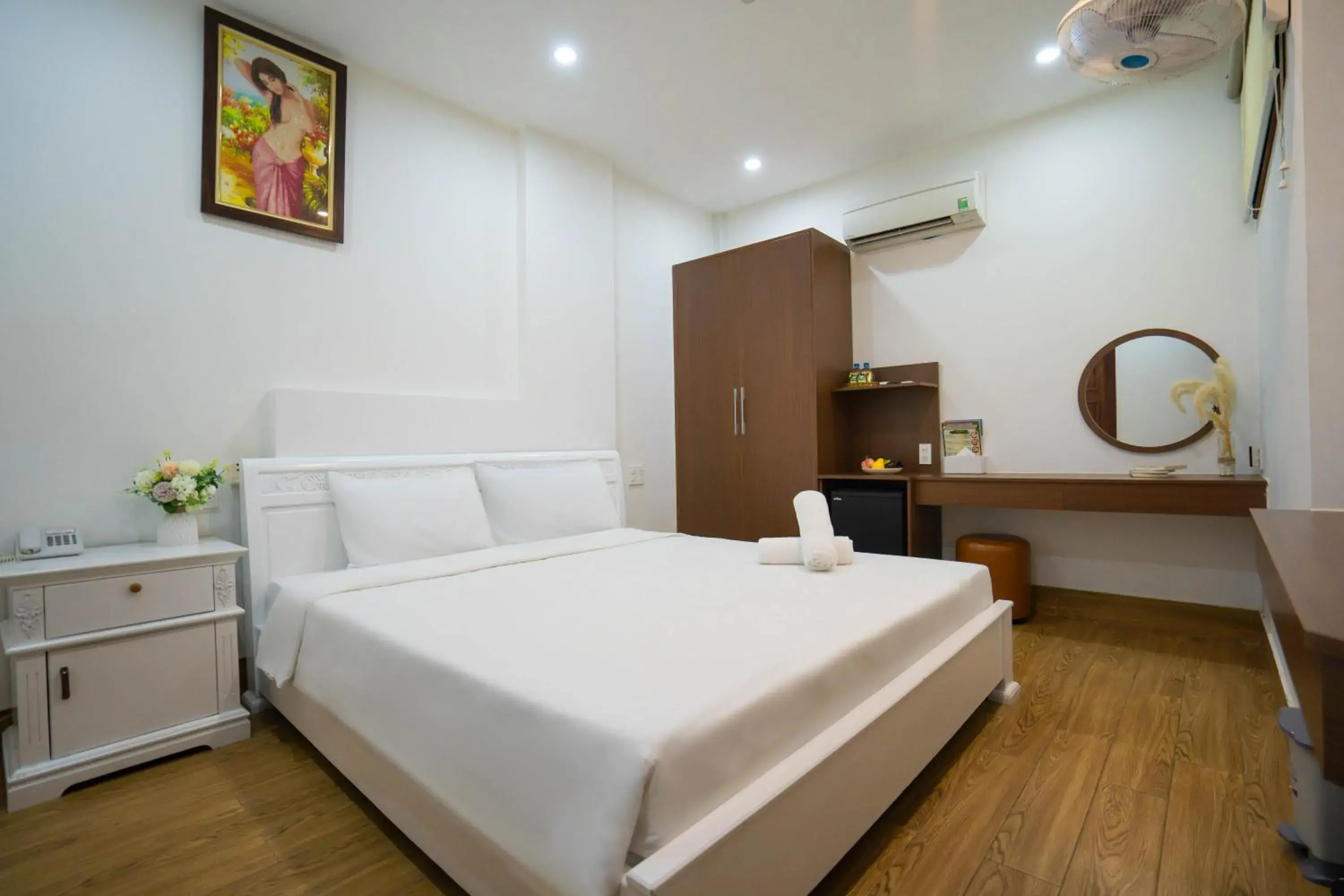 Standard Double Room in SeaColor Beachstay Danang Hotel by Haviland Standard Double Room in SeaColor Beachstay Danang Hotel by Haviland